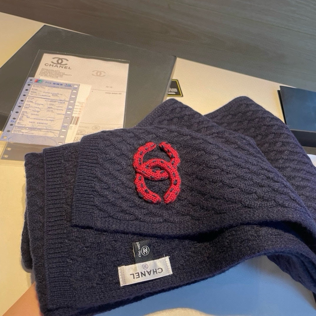 SCARF 170 CM IN NAVY BLUE CASHMERE WITH RED LOGO 401991 mysite