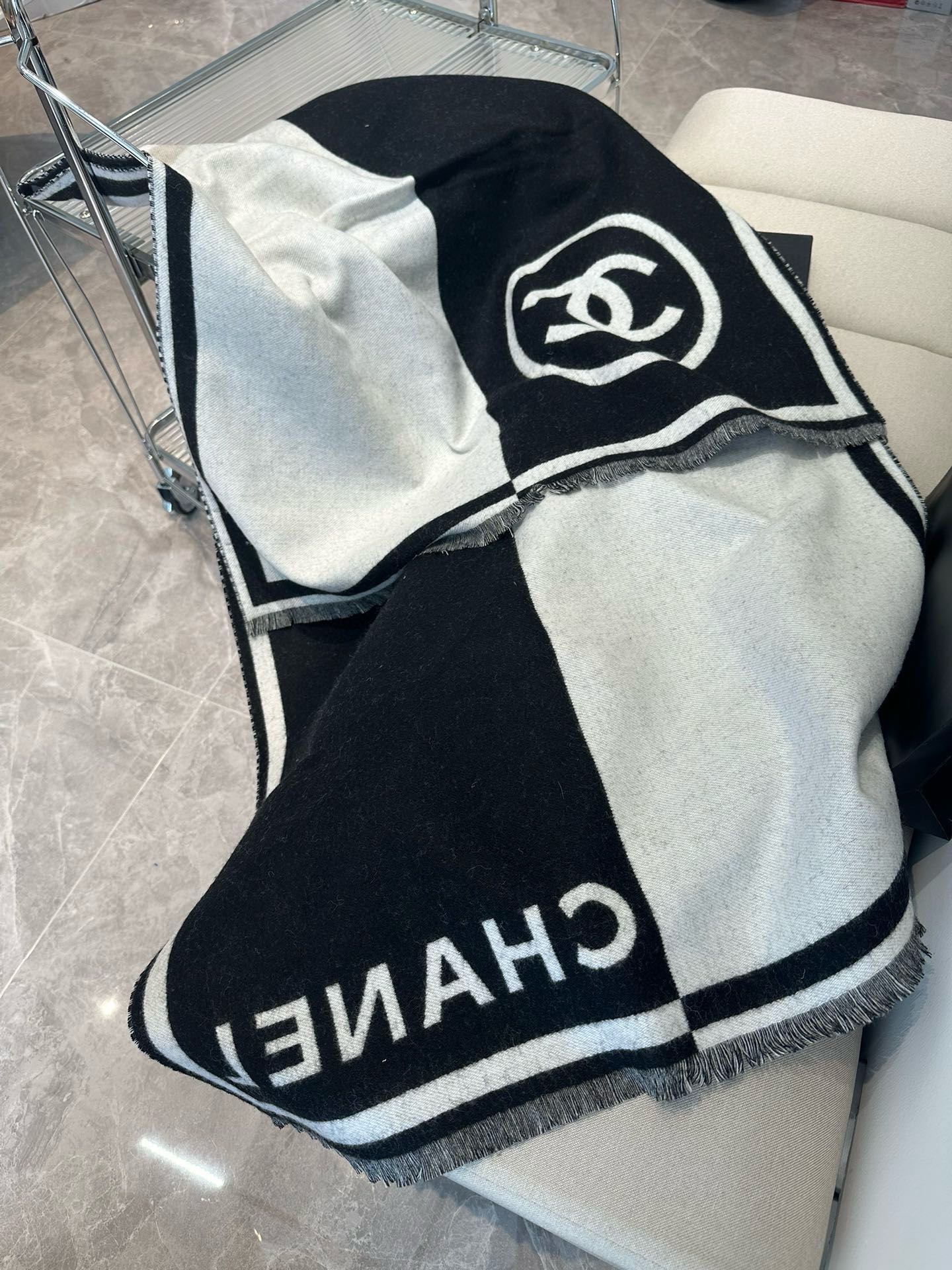 SCARF 190 CM IN BLACK MIX WHITE CASHMERE AND WOOL 401998 mysite