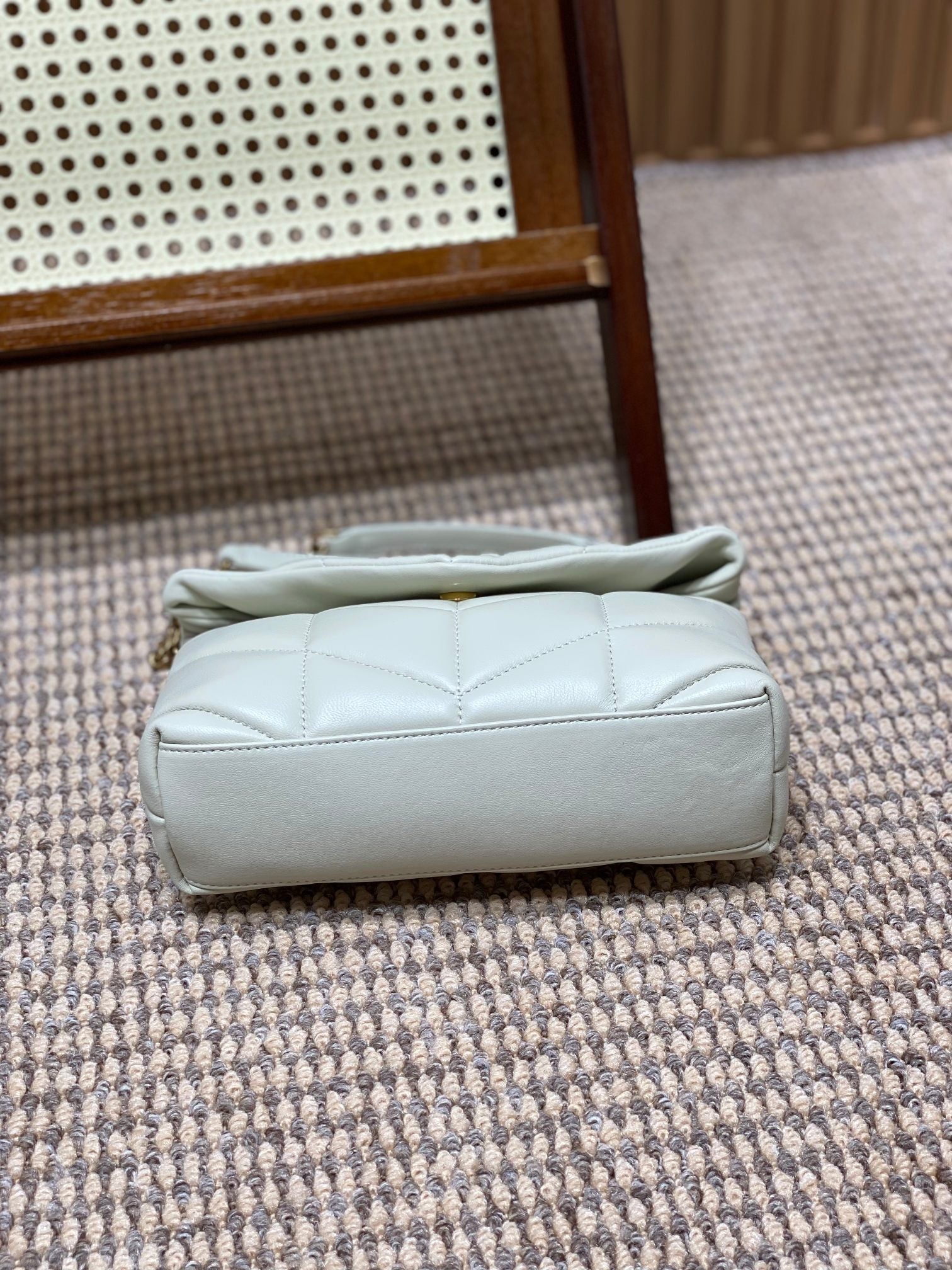 PUFFER TOY 23 IN WHITE LAMBSKIN GOLD HARDWARE mysite