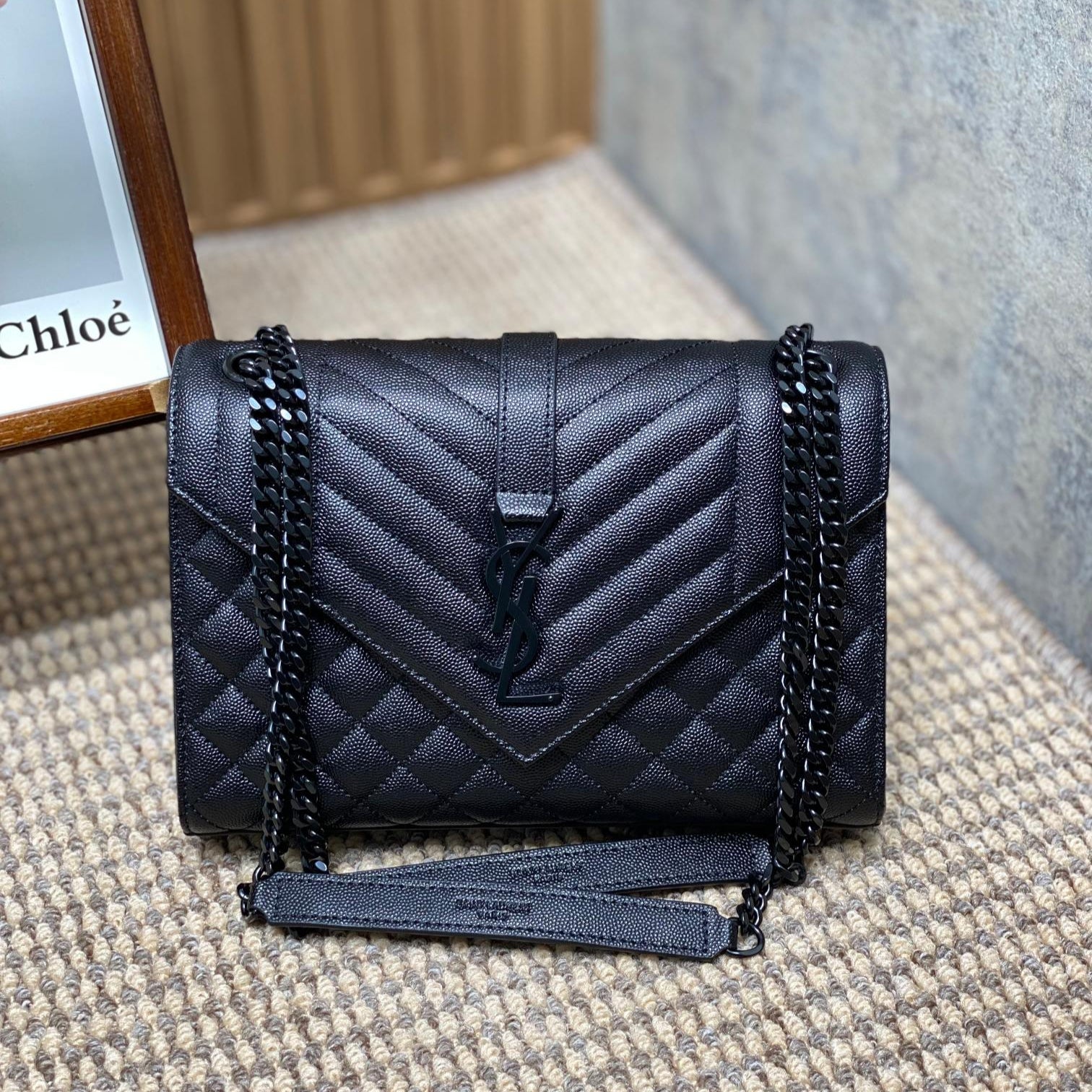 ENVELOPE CHAIN BAG 24 IN BLACK CALFSKIN mysite