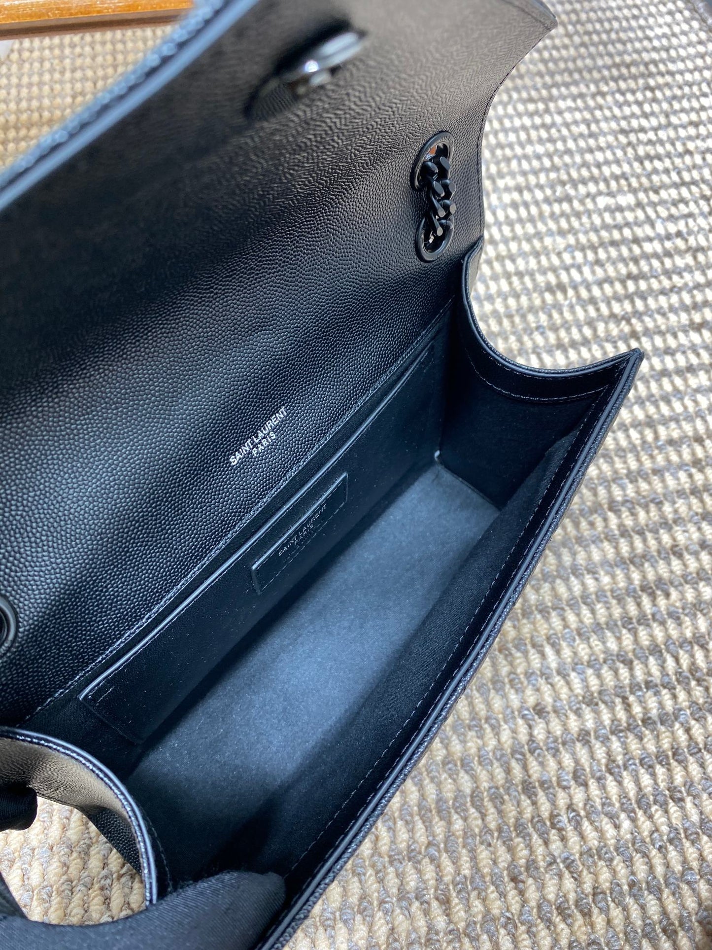 ENVELOPE CHAIN BAG 24 IN BLACK CALFSKIN mysite