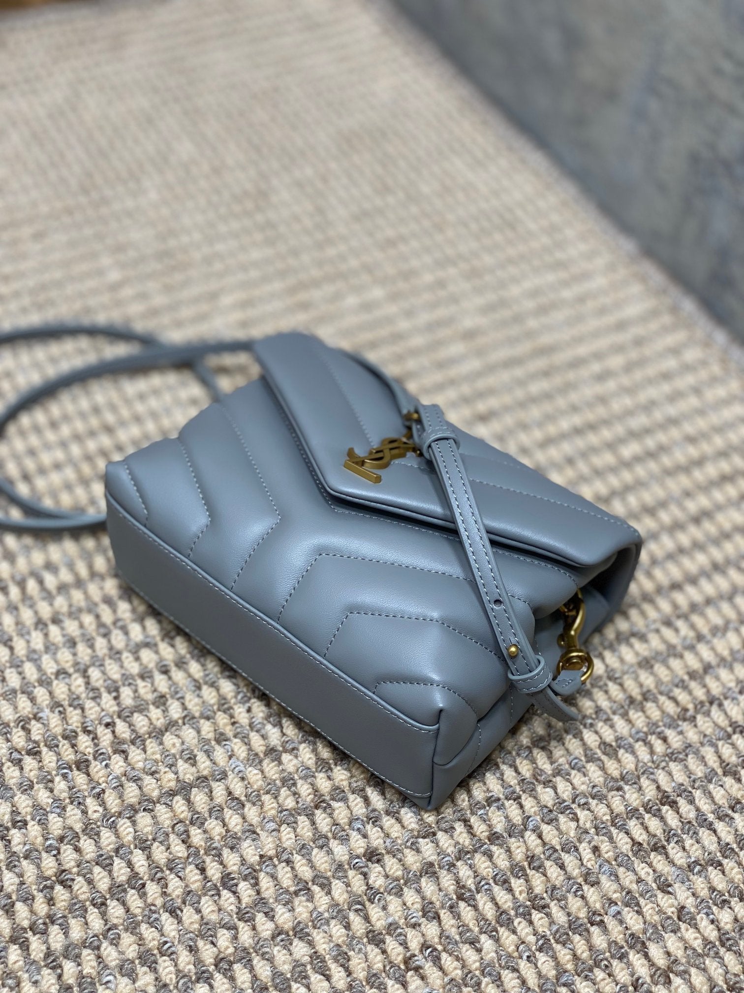 LOULOU MINI BAG 20 IN ASH BLUE QUILTED LAMBSKIN GOLD HARDWARE mysite