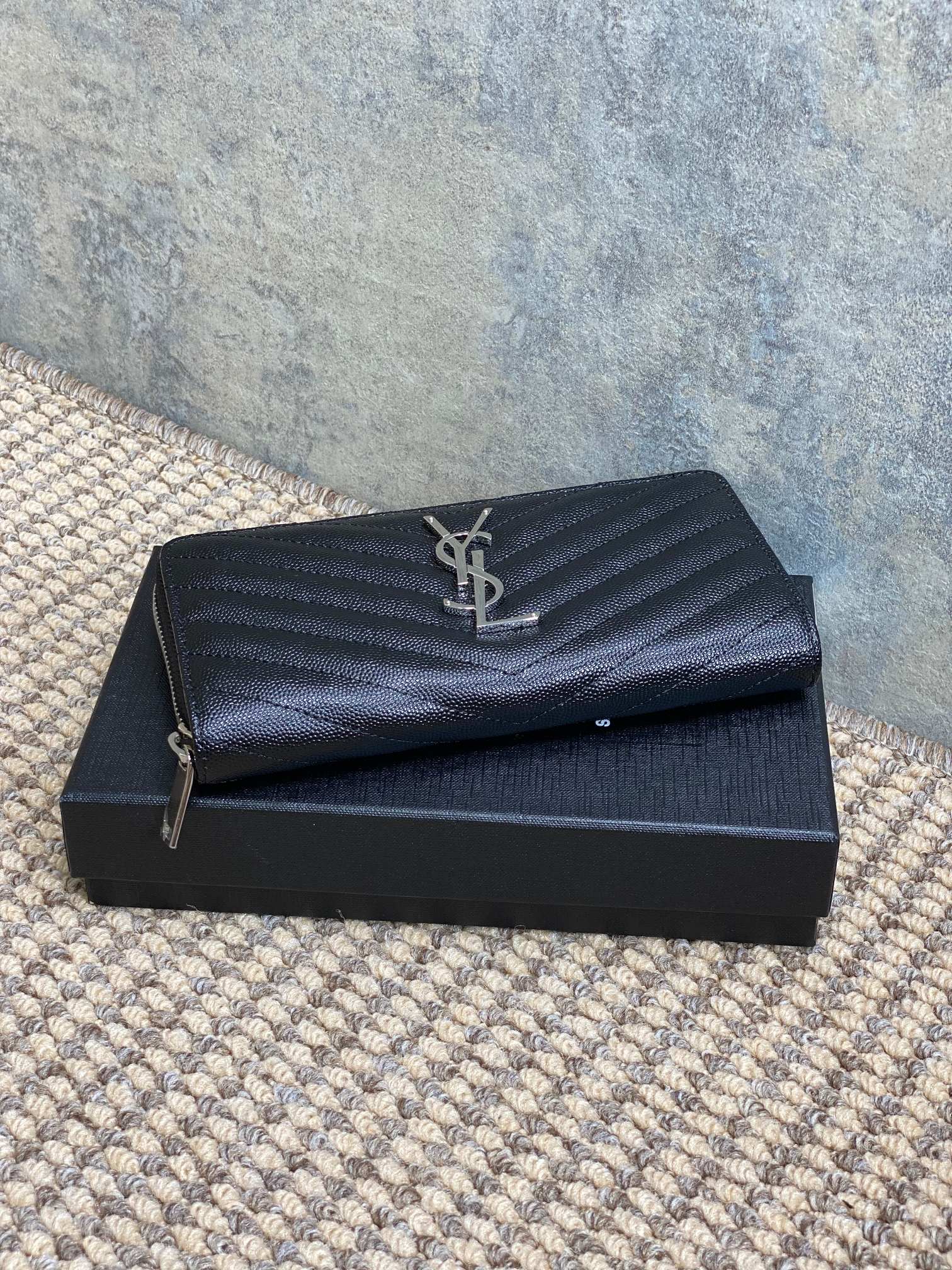 YSL Zippy Long Wallet Black Caviar Cowhide Sliver HW mysite