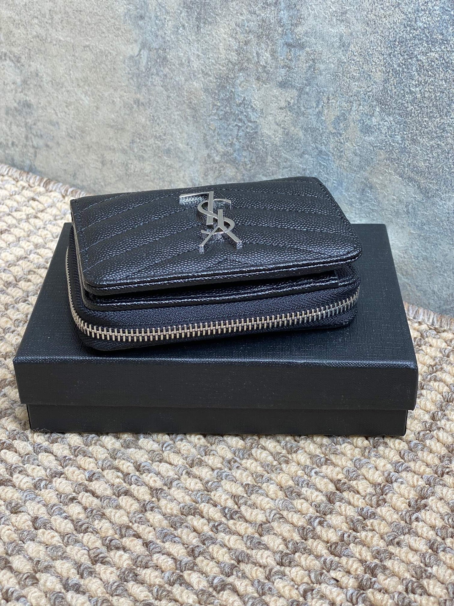 YSL Cassandre Matelassé Compact Zip-Around Wallet Black Caviar Cowhide Sliver HW mysite