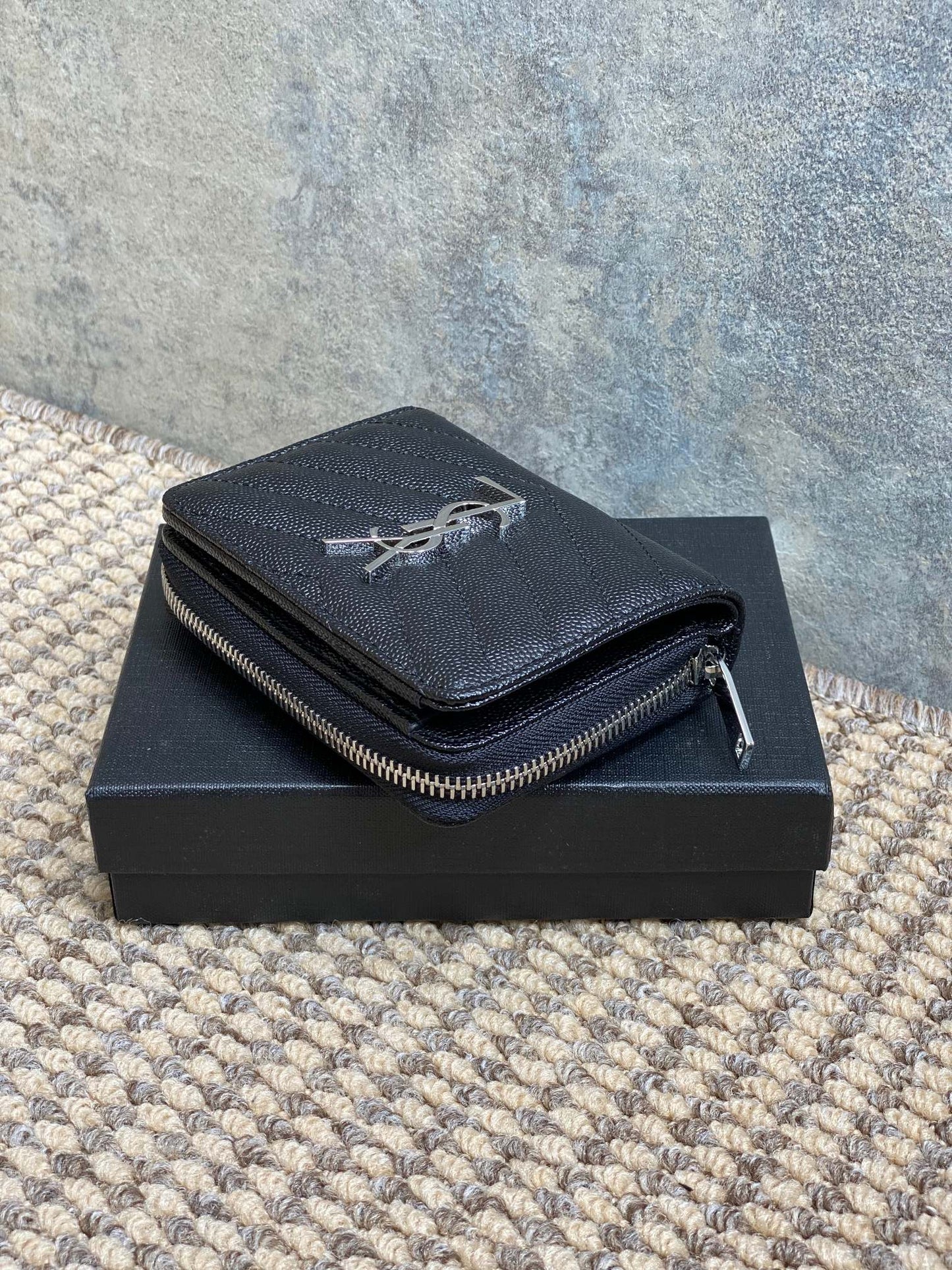 YSL Cassandre Matelassé Compact Zip-Around Wallet Black Caviar Cowhide Sliver HW mysite