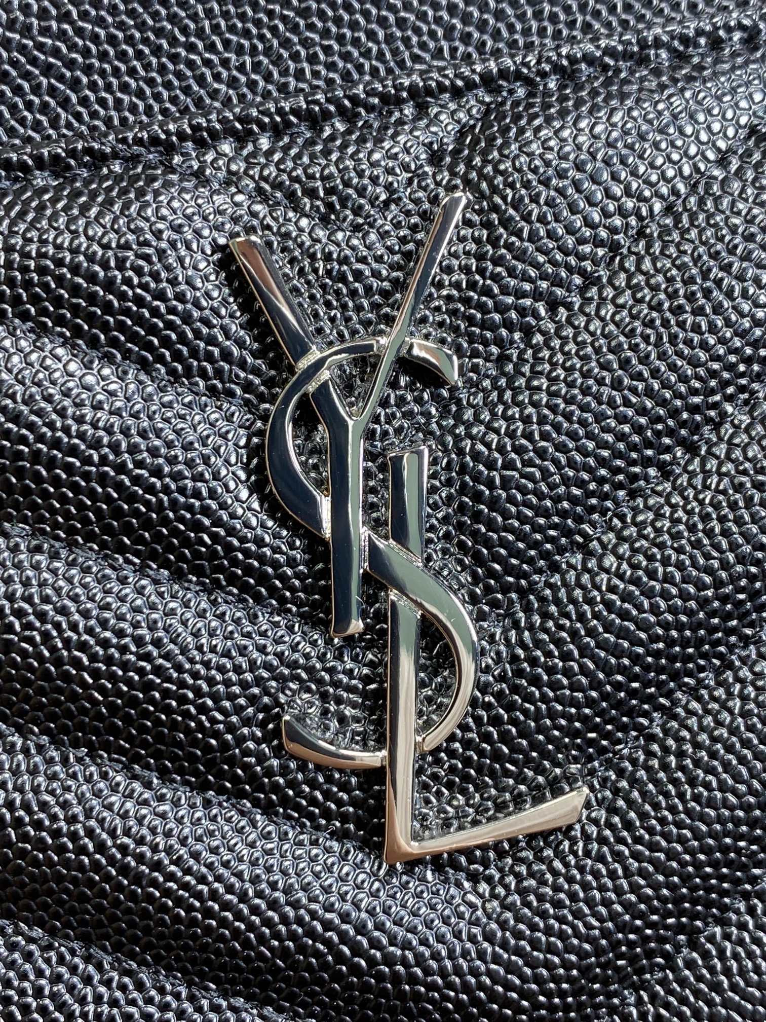 YSL Hardware Logo Zipper Clutch 23cm Black Caviar Cowhide mysite