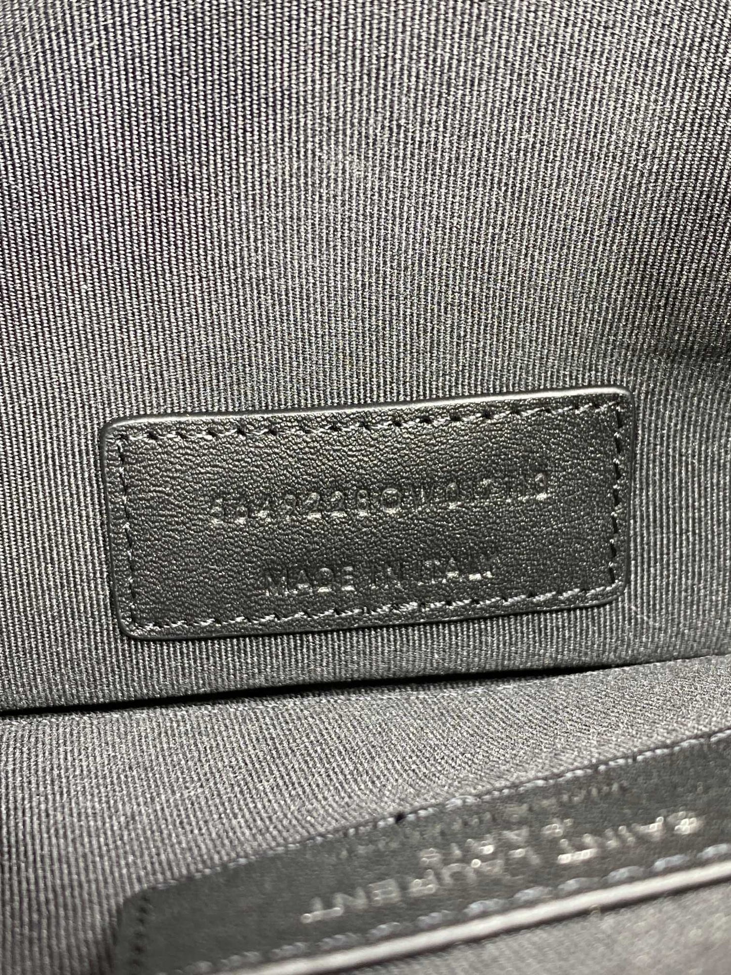 YSL Hardware Logo Zipper Clutch 23cm Black Caviar Cowhide mysite