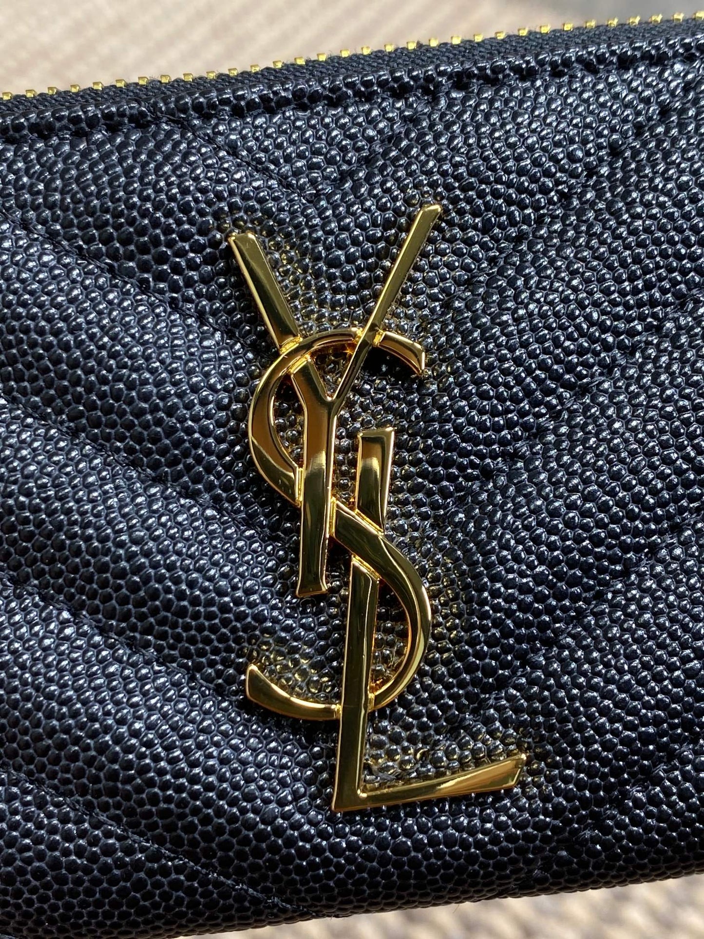 YSL Hook & Chain Zipper Coin Purse Caviar Cowhide GHW mysite