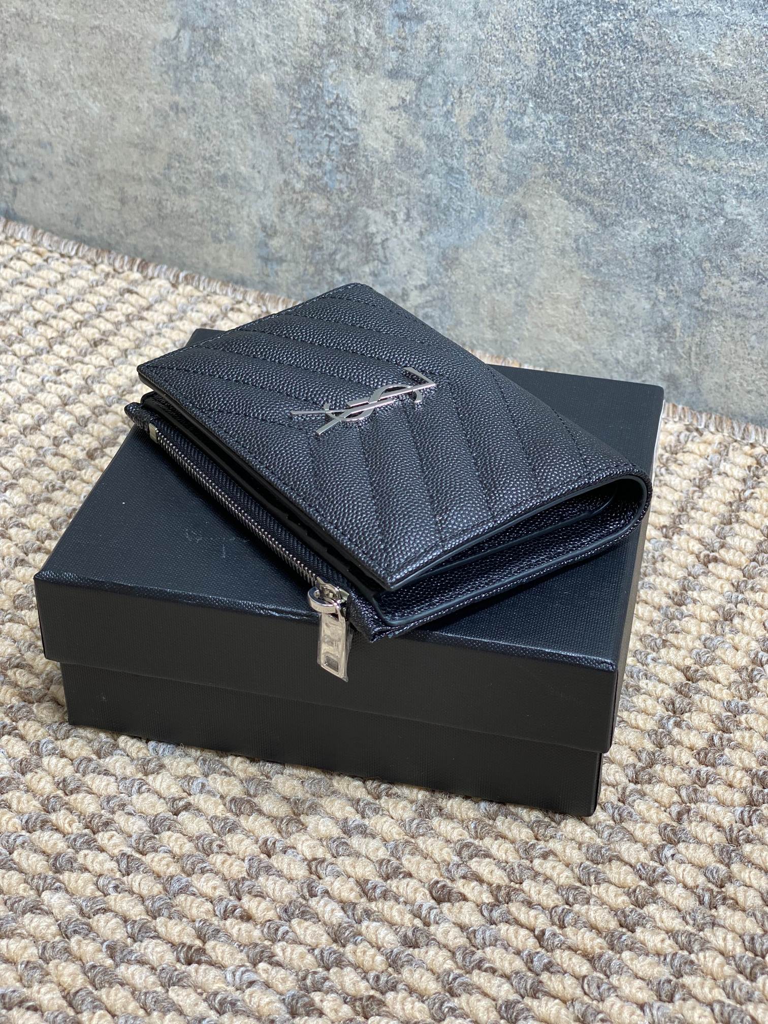 YSL Monogram Wallet Wallet 13cm Black Caviar Cowhide Sliver HW mysite