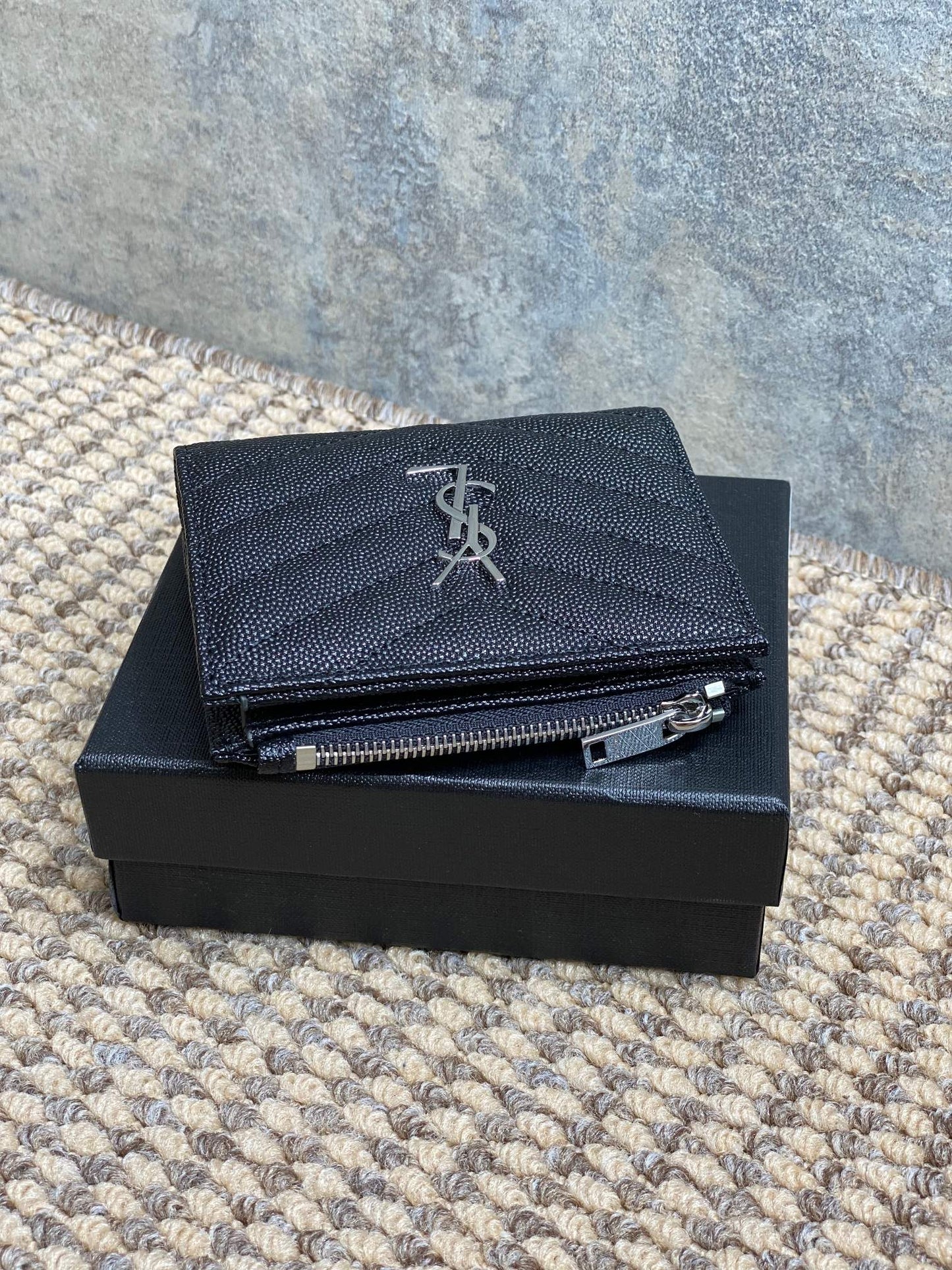 YSL Cassandre Matelassé Bi-Fold Wallet Black Caviar Cowhide Sliver HW mysite