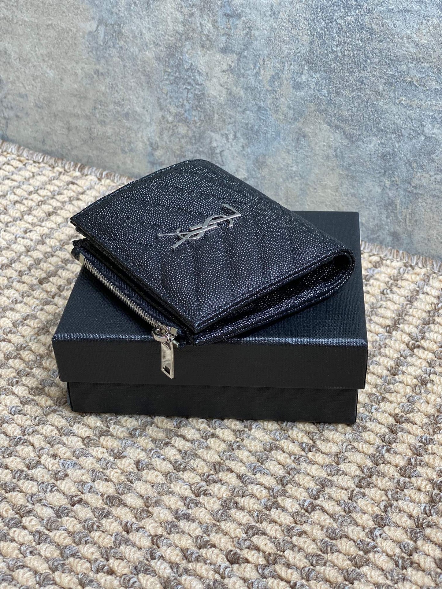 YSL Cassandre Matelassé Bi-Fold Wallet Black Caviar Cowhide Sliver HW mysite