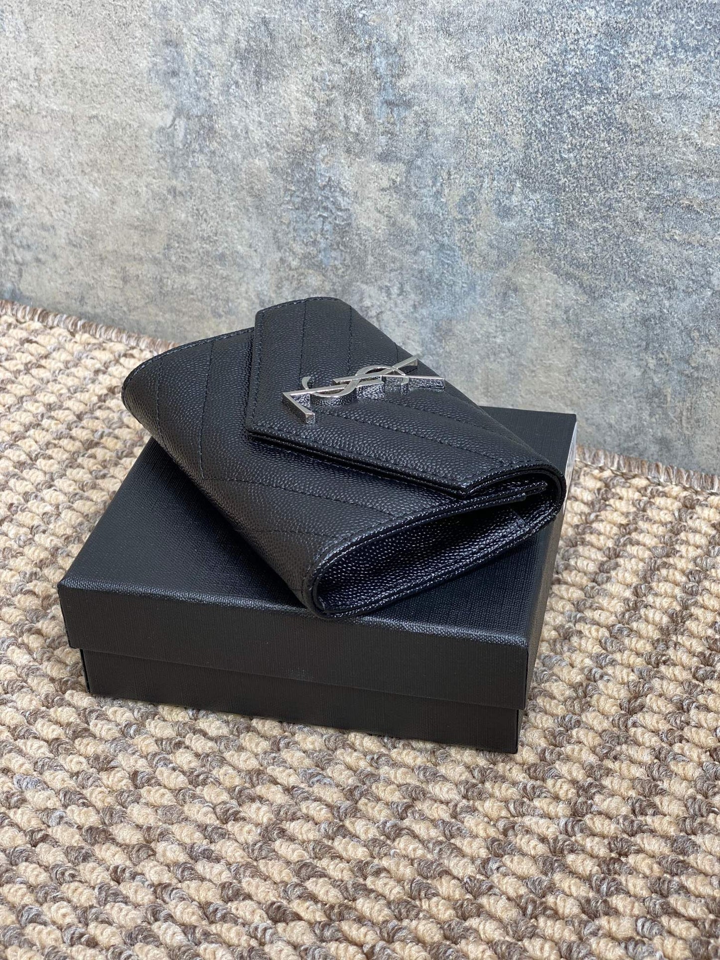 YSL Sliver Logo Monogram Card Flap Wallet 13.5cm Black Caviar Cowhide mysite