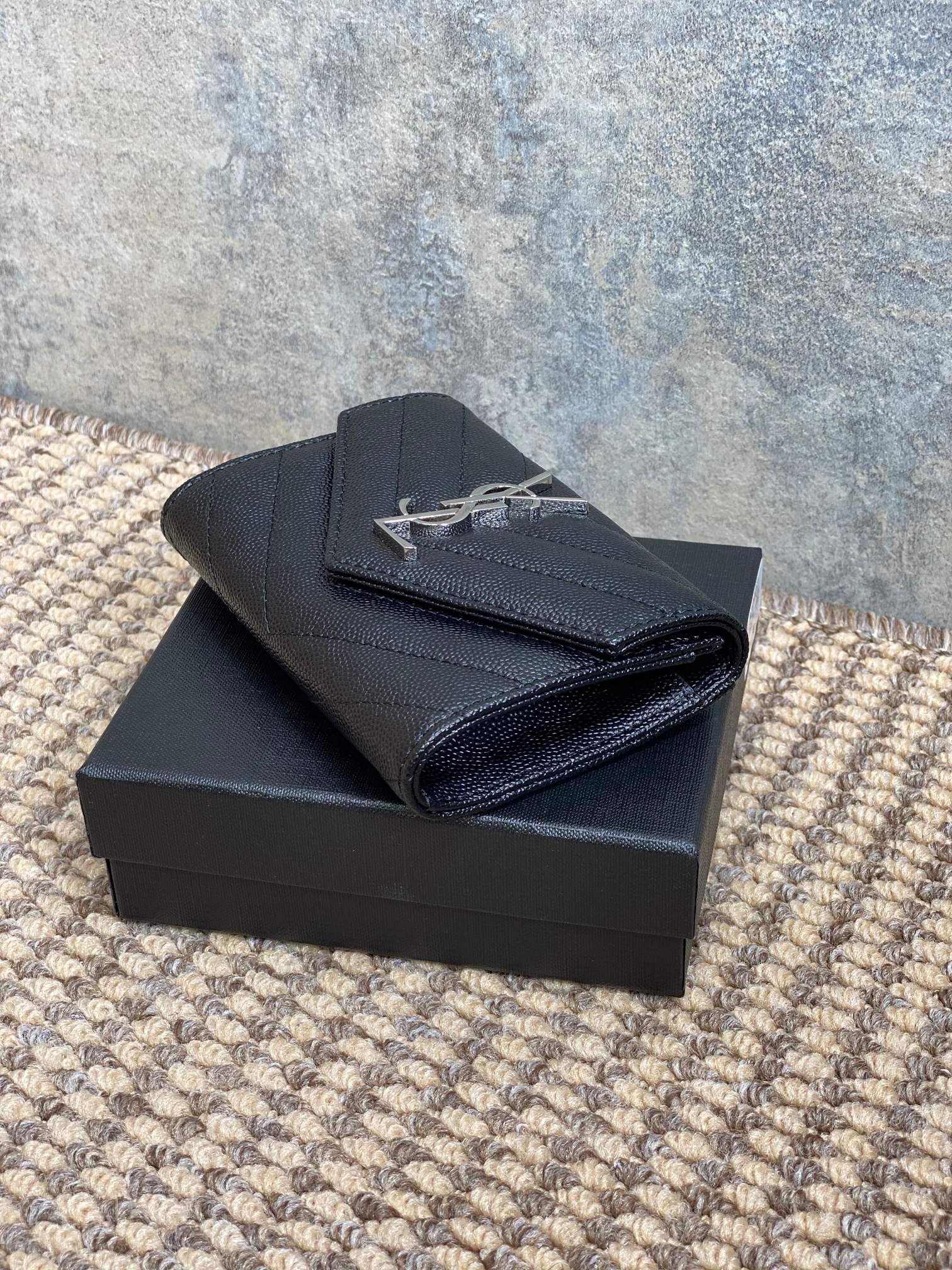 YSL Sliver Logo Monogram Card Flap Wallet 13.5cm Black Caviar Cowhide mysite