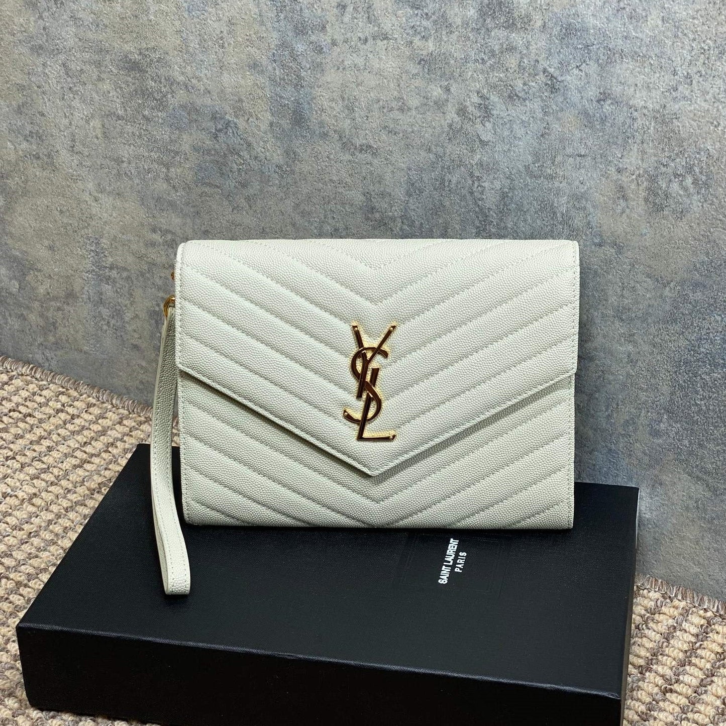 YSL Gold Hardware Logo Clutch 21cm White Caviar Cowhide mysite