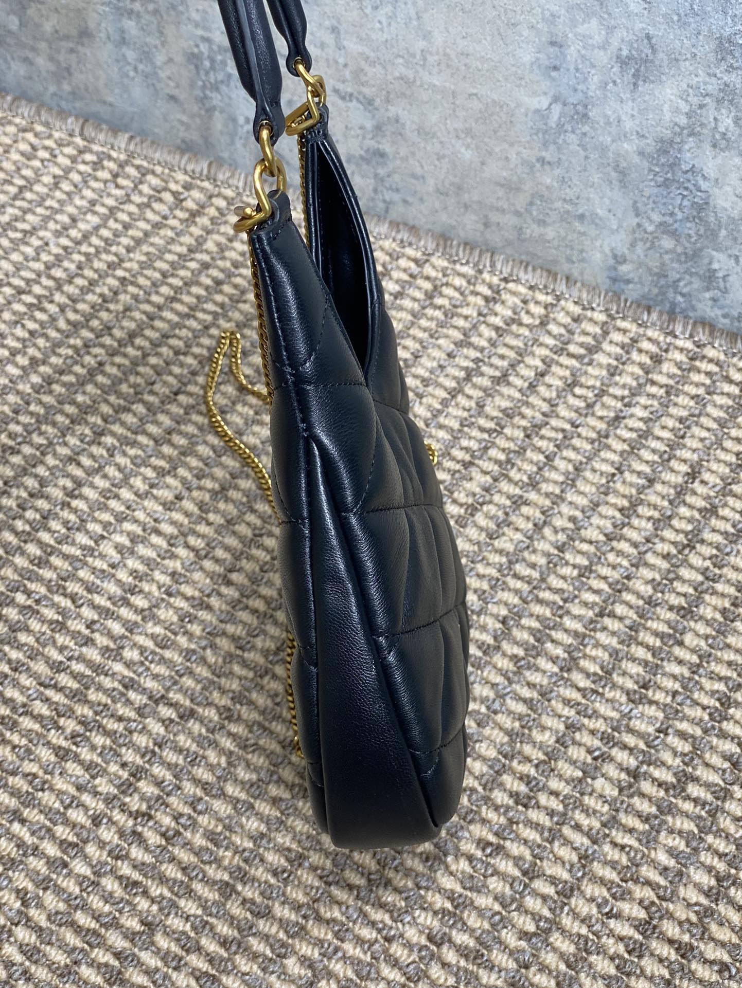 SADE HOBO 21 IN BLACK LAMBSKIN GOLD HARDWARE mysite