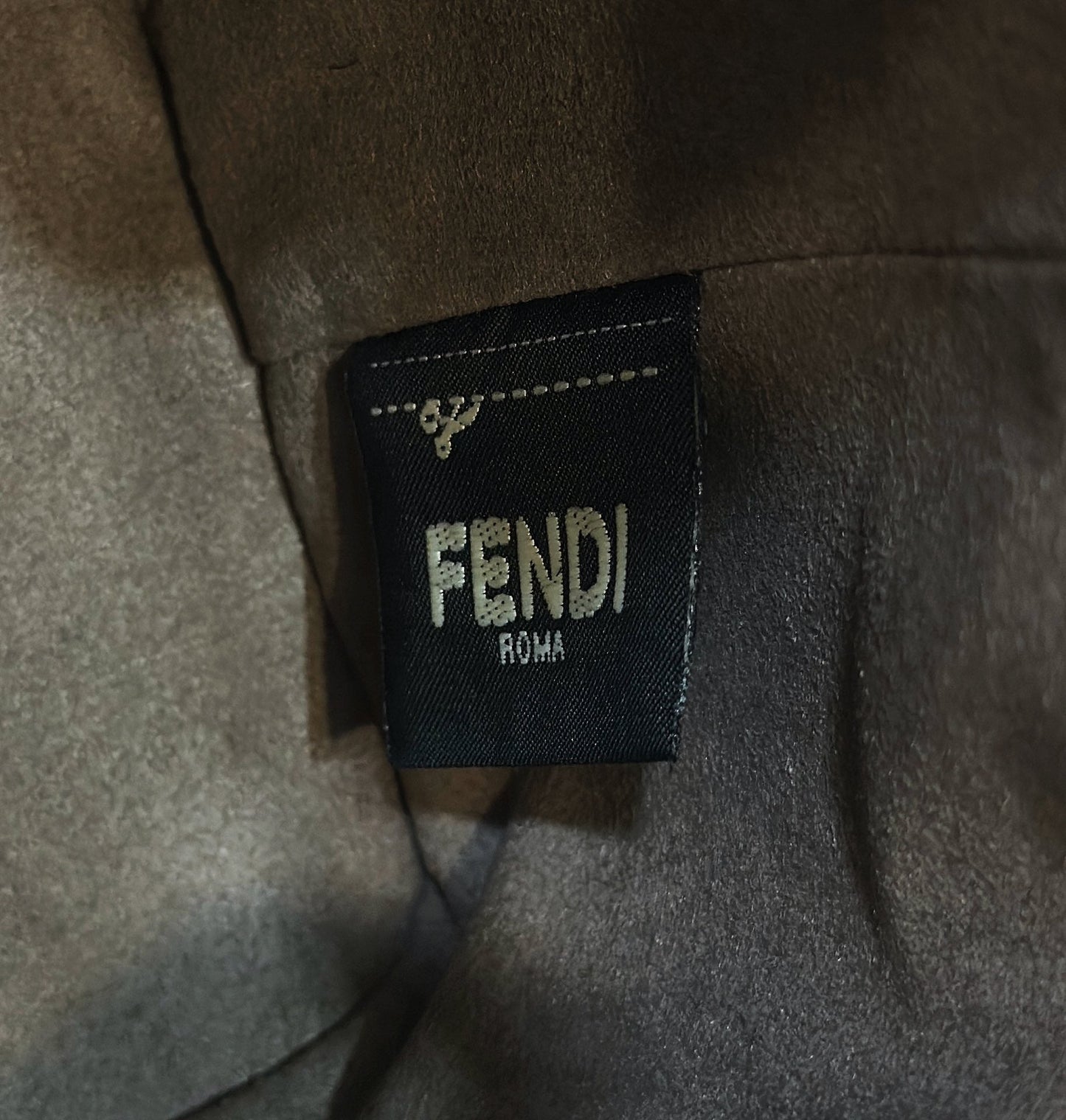 MON TRESOR 18 IN MULTICOLOR CANVAS WITH FF MOTIF EMBROIDERED mysite