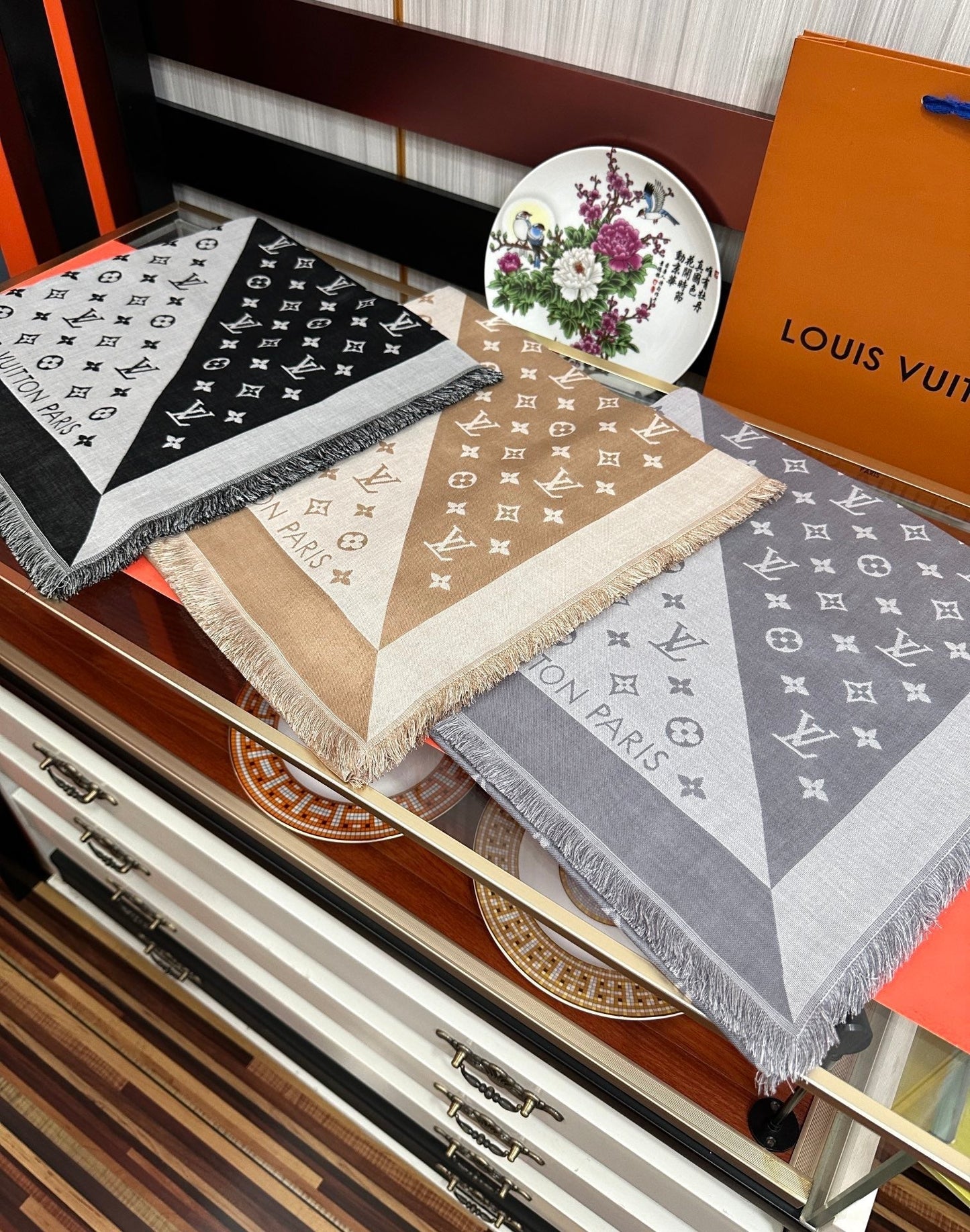 MONOGRAM 140 CM SQUARE SCARF IN BLACK MIX WHITE CASHMERE 391107 mysite