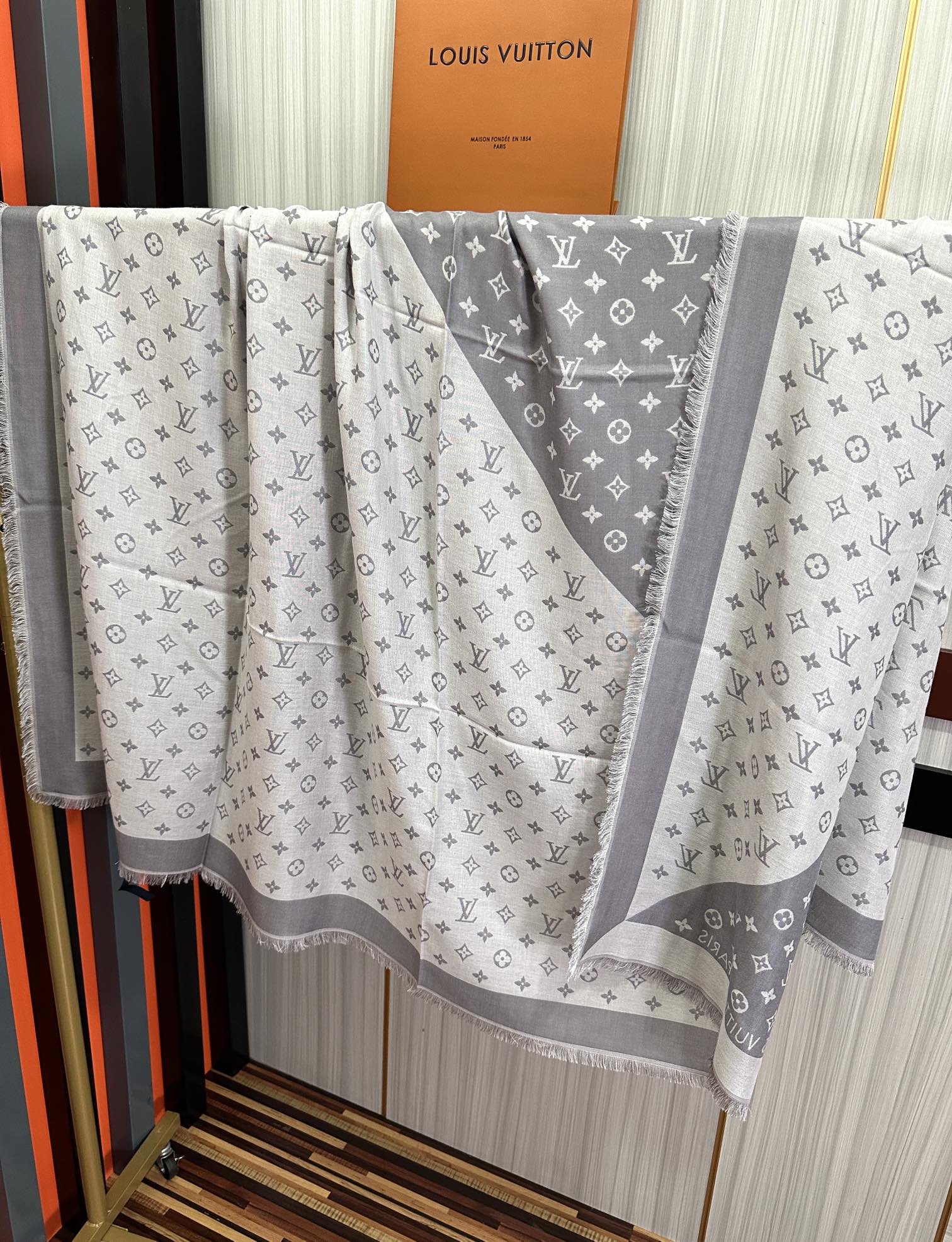 MONOGRAM 140 CM SQUARE SCARF IN STEEL GRAY MIX WHITE CASHMERE 391109 mysite