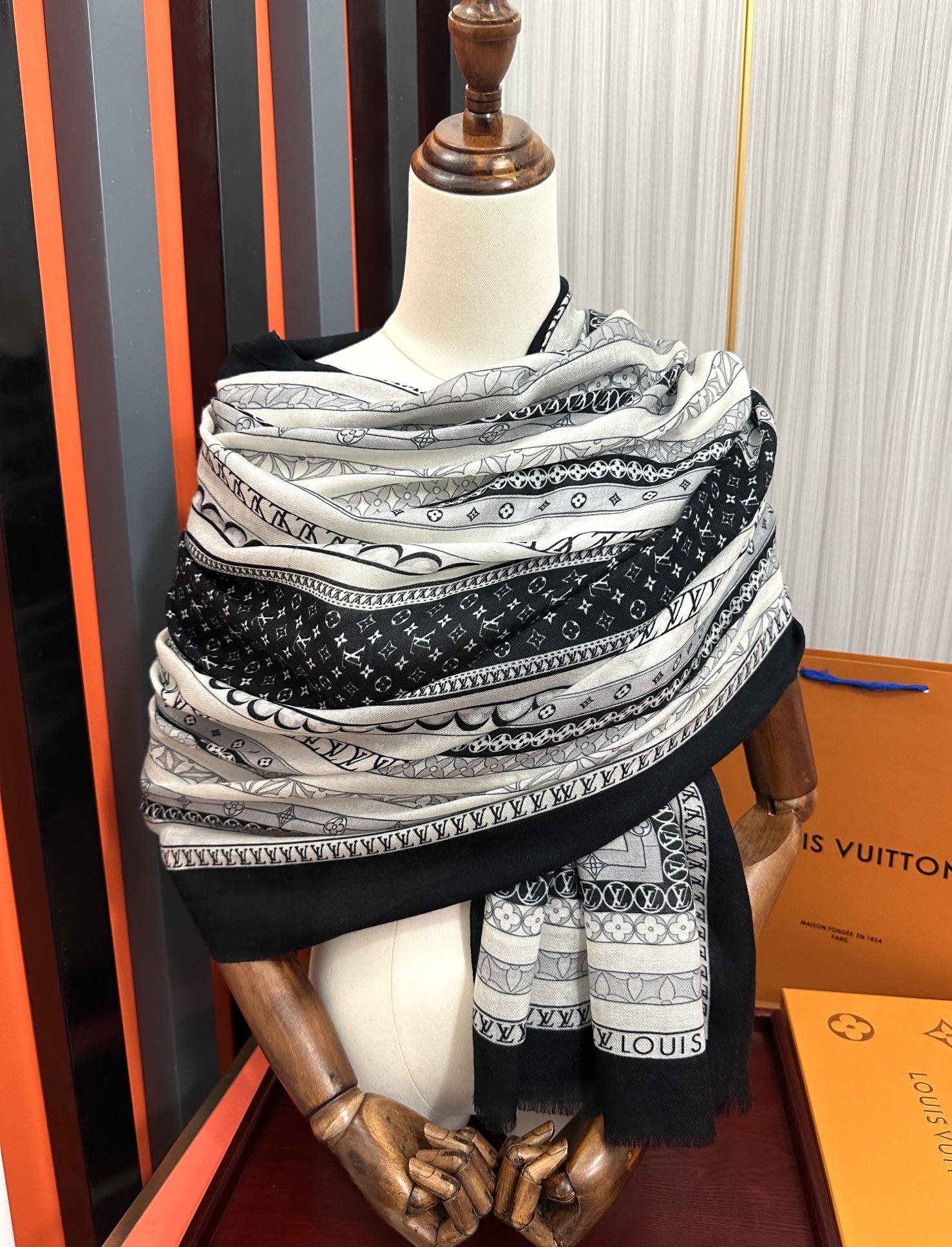SCARF 200 CM IN BLACK MIX WHITE CASHMERE 394889 mysite
