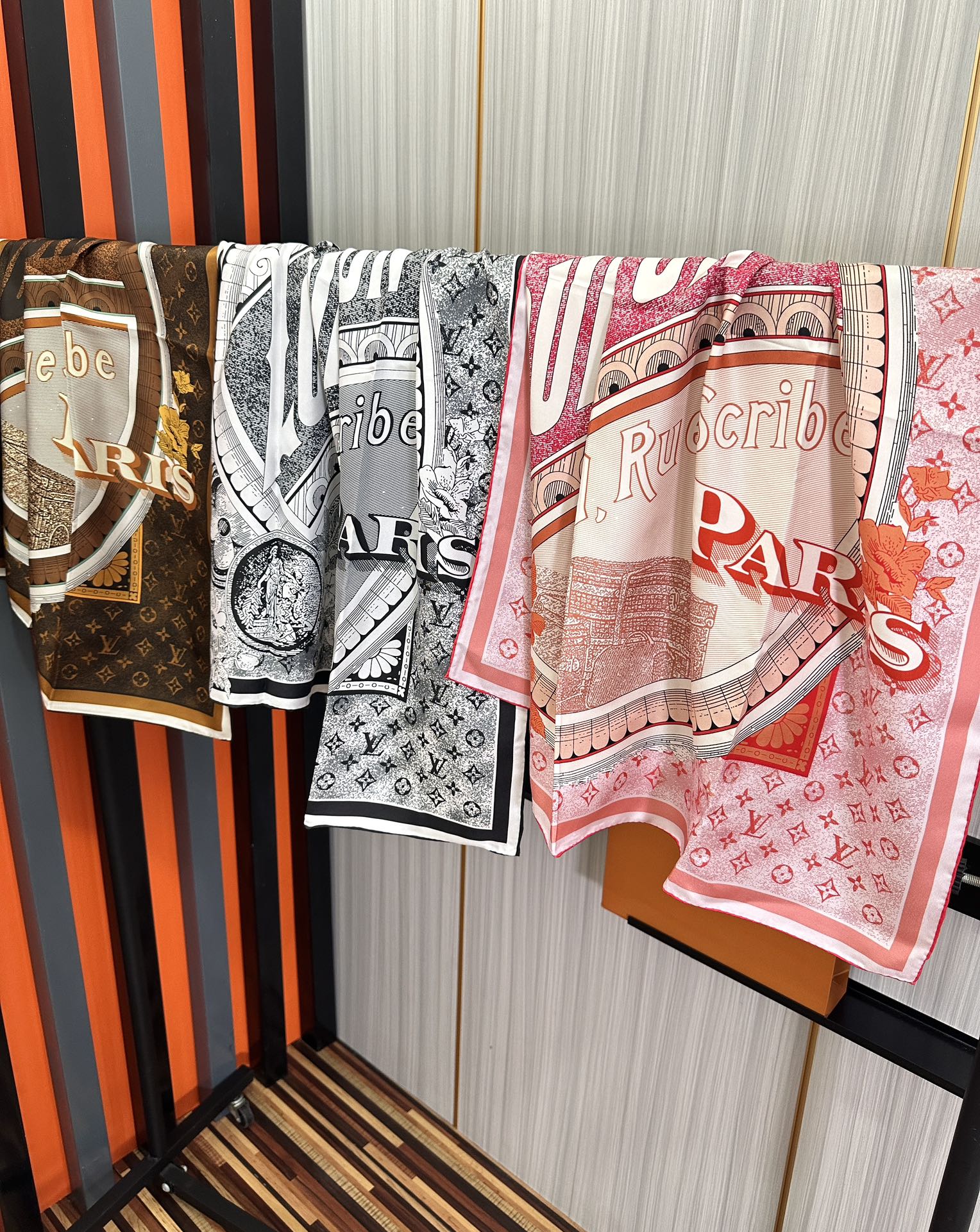 SQUARE SILK SCARF MALLES MERVEILLEUSES 90 CM BLACK MIX WHITE 399997 mysite