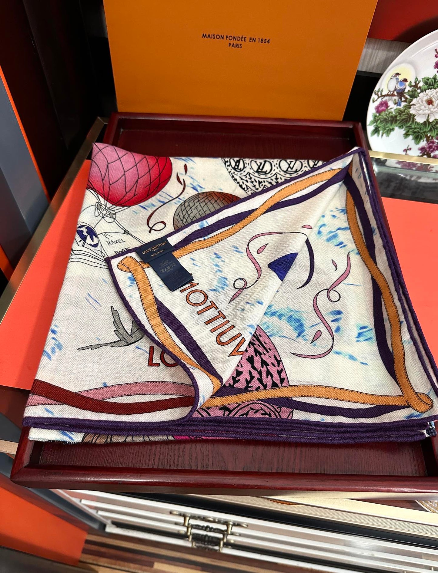 UP AND AWAY 140 CM SQUARE SILK SCARF COLORFUL 400073 mysite