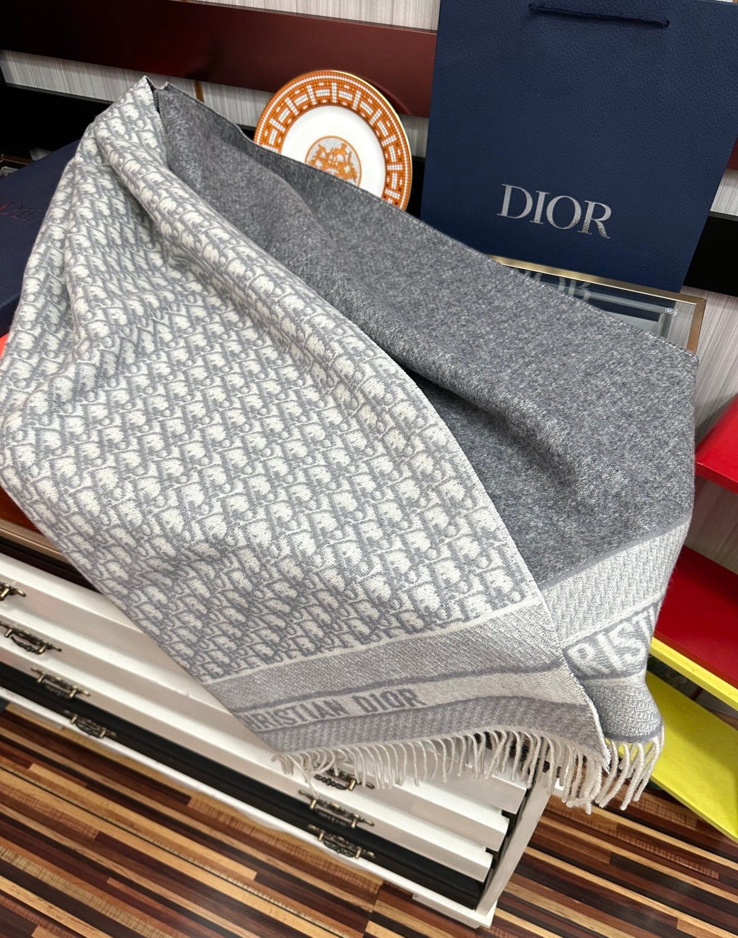 OBLIQUE 190 CM SCARF IN LIGHT GREY TECHNICAL CASHMERE 415487 mysite