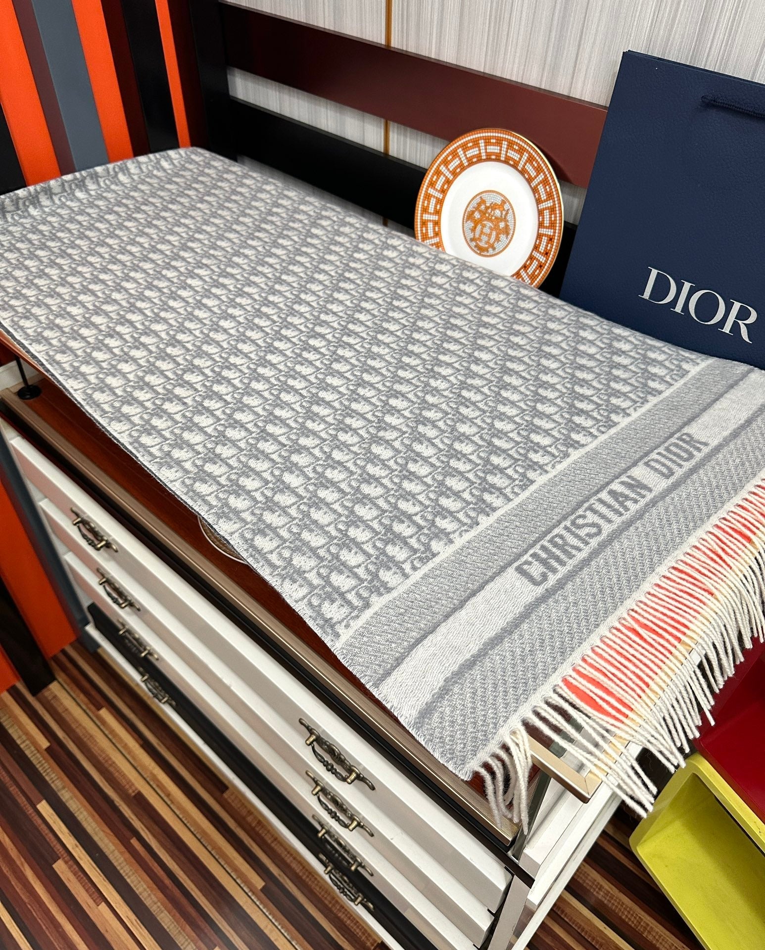 OBLIQUE 190 CM SCARF IN LIGHT GREY TECHNICAL CASHMERE 415487 mysite