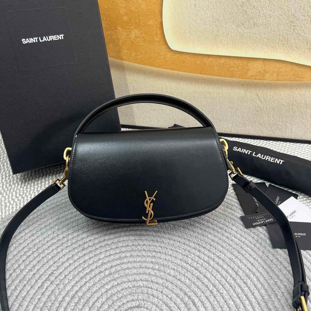 VOLTAIRE 24 IN BLACK CALFSKIN GOLD LOGO mysite