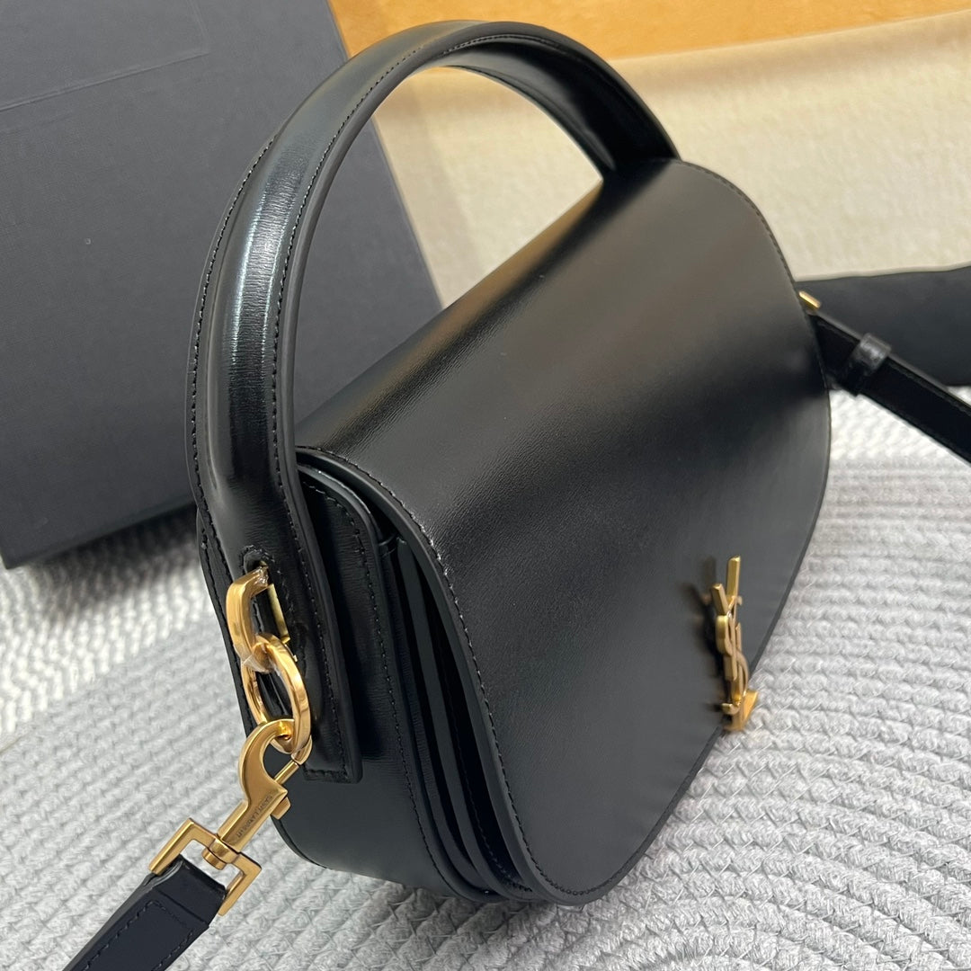 VOLTAIRE 24 IN BLACK CALFSKIN GOLD LOGO mysite