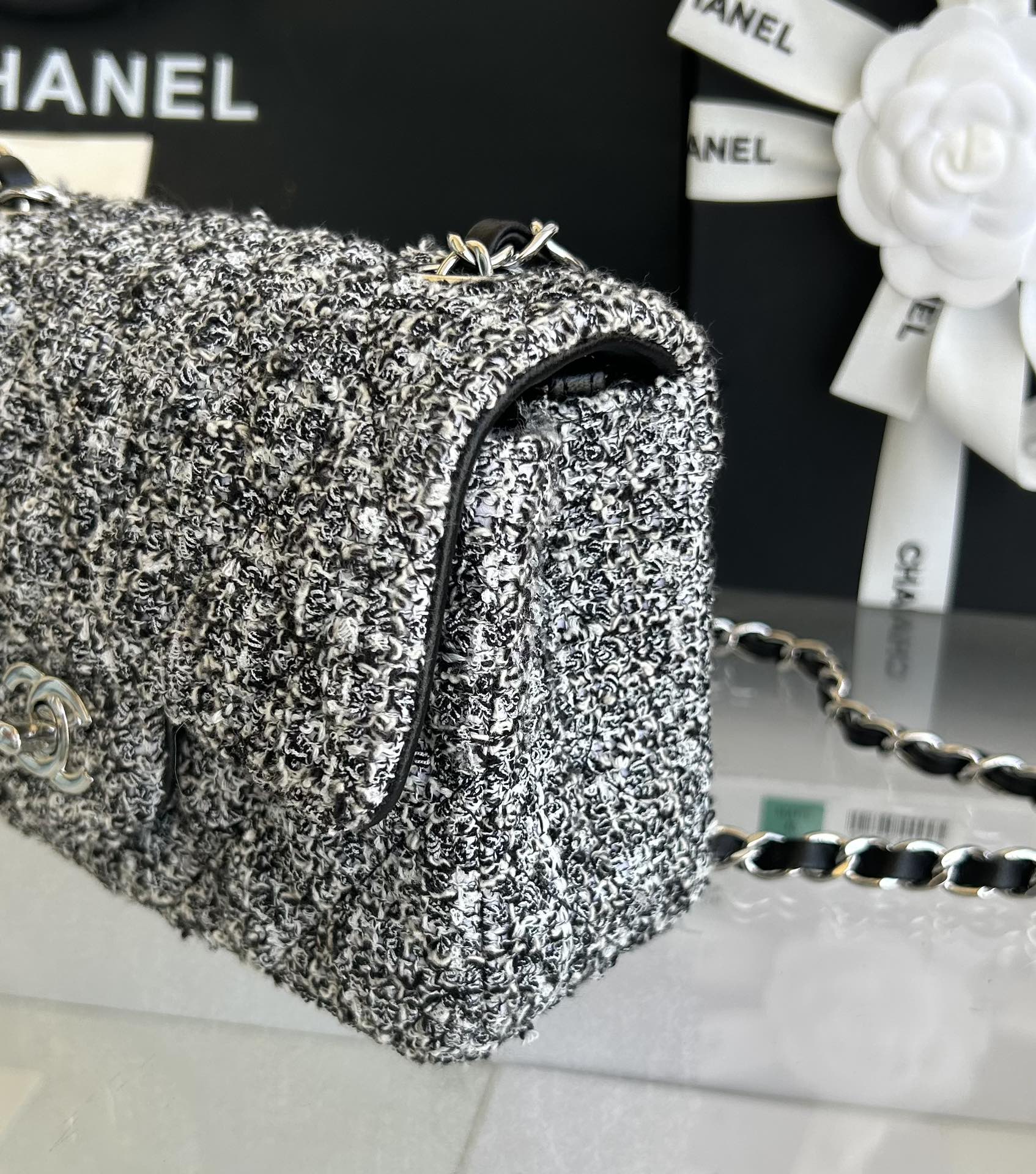 MINI FLAP BAG 20 IN LIGHT GRAY TWEED SILVER HARDWARE mysite