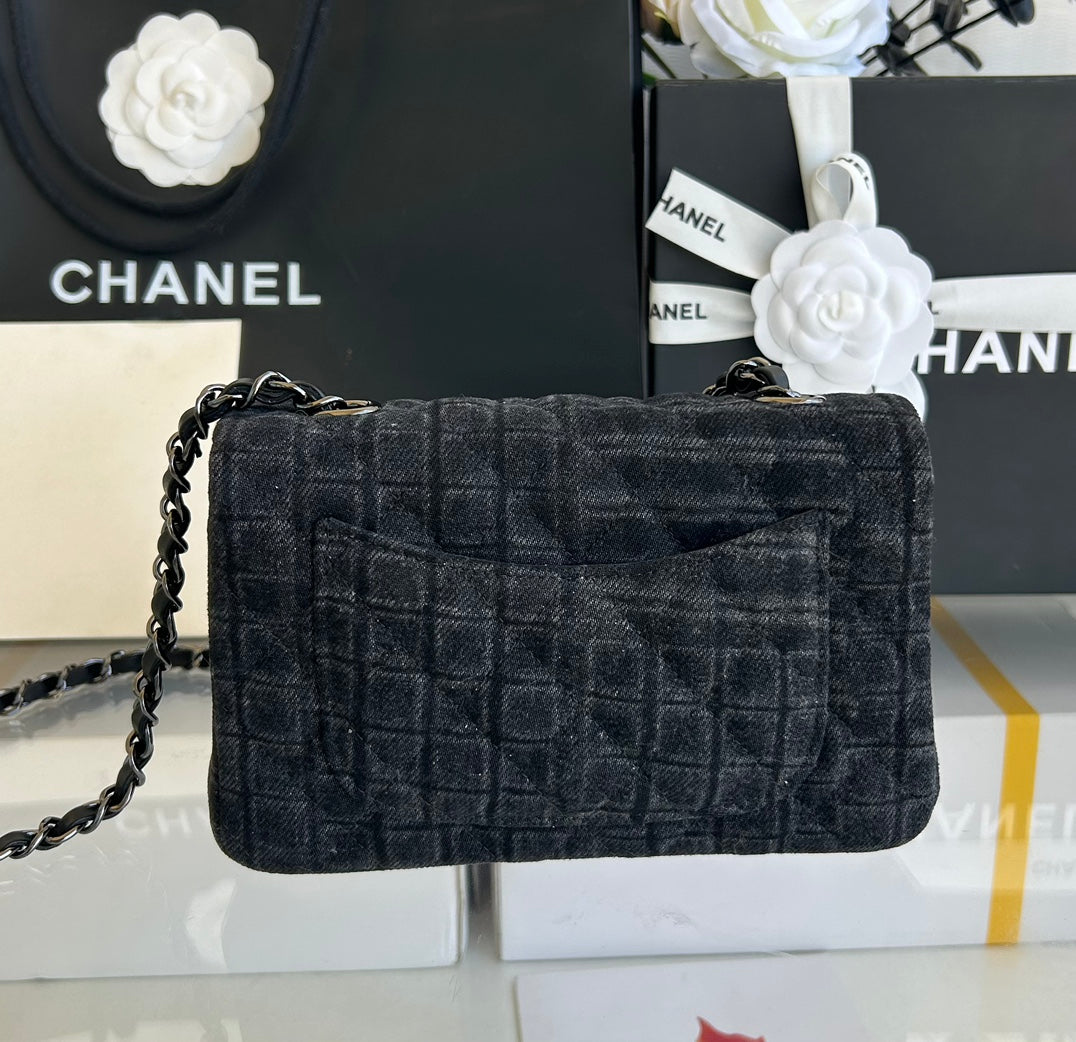 SMALL FLAP BAG 20 IN BLACK DENIM AND CALFSKIN LINING SILVER HARDWARE mysite