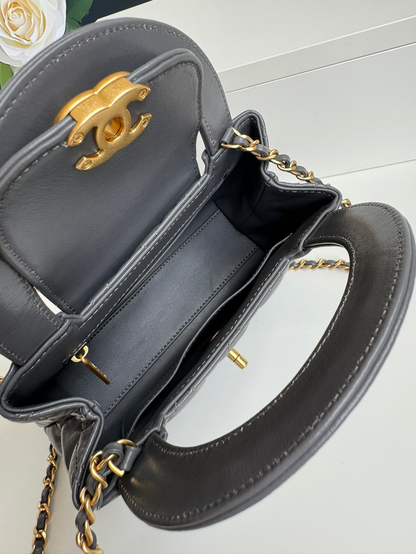 cc 24a nano 19cm kelly shopper bag smoke gray lambskin mysite