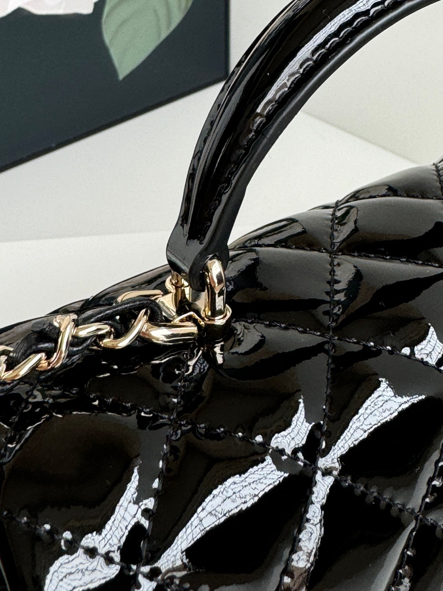 MINI FLAP BAG 20 IN BLACK GLOSSY CALFSKIN GOLD HARDWARE mysite