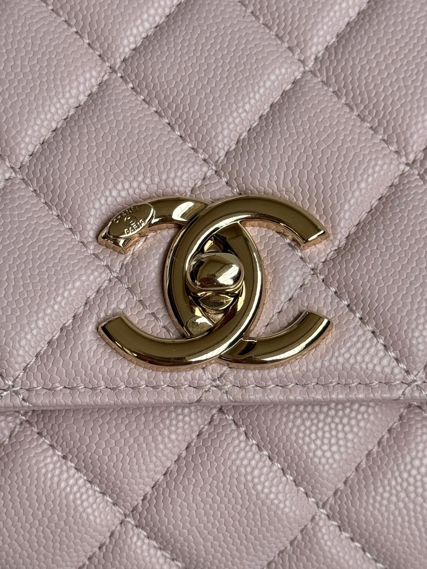 coco handle medium 29cm pastel pink quilted caviar leather gold hardware mysite