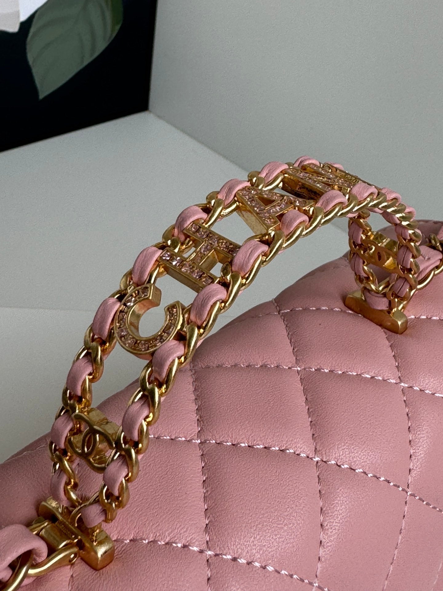 24c mini flap bag 20cm with top handle pink lambskin mysite