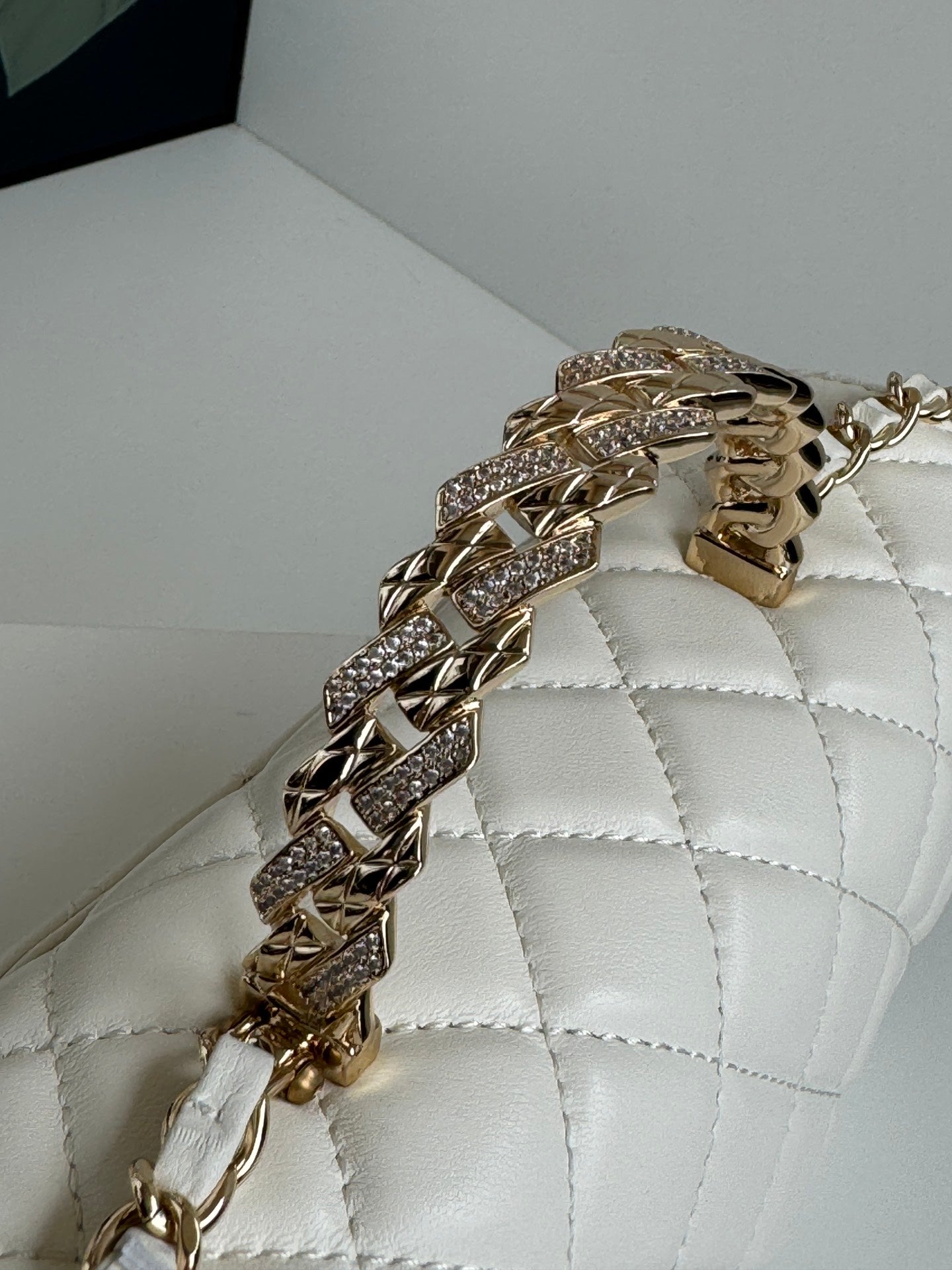 24c mini flap bag 20cm with top handle white lambskin mysite