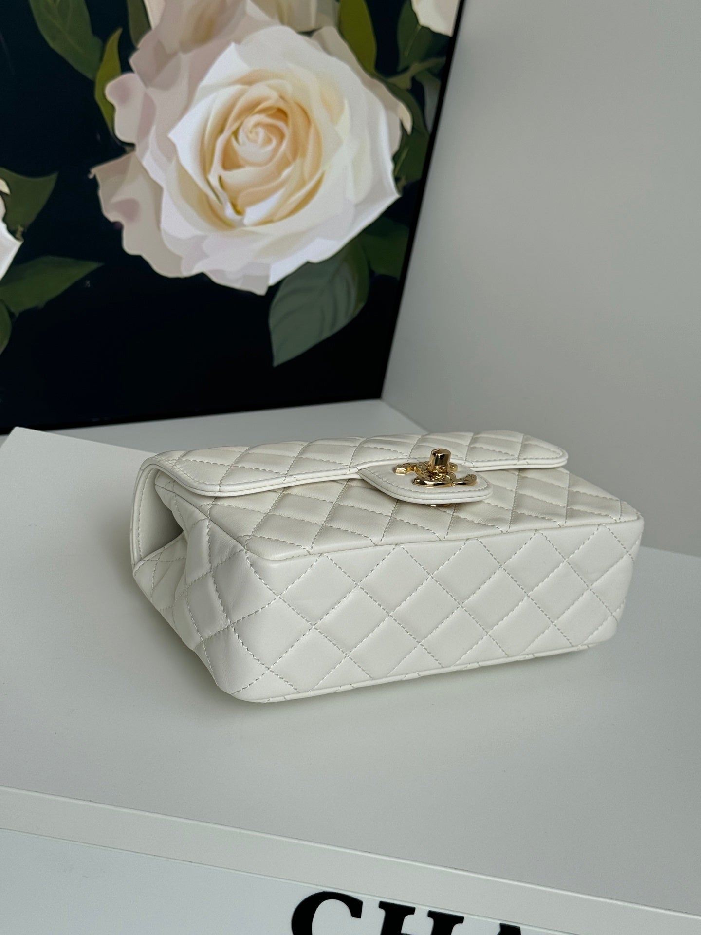 24c mini flap bag 20cm with top handle white lambskin mysite