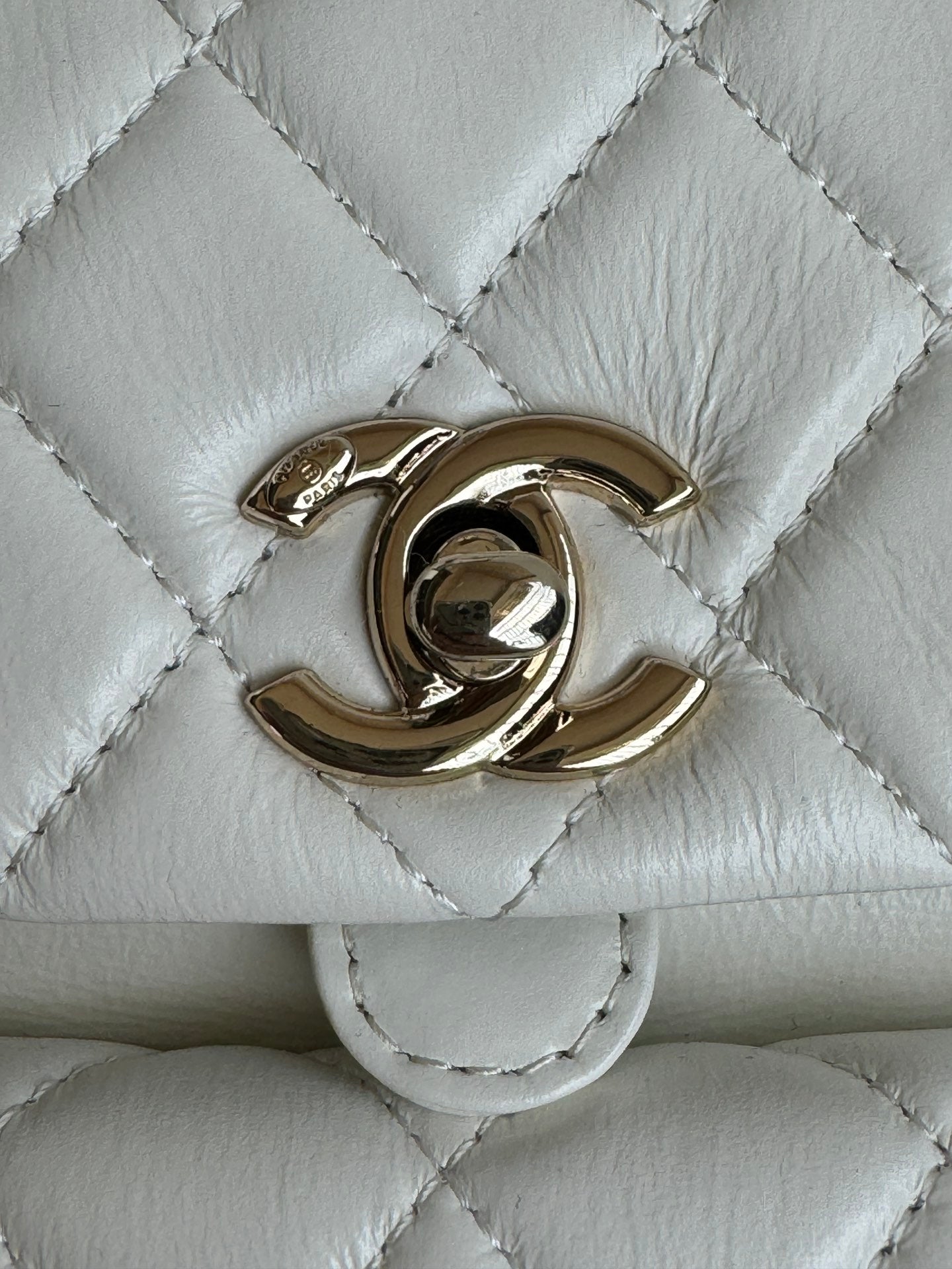 duma backpack 18cm white lambskin light gold hardware mysite