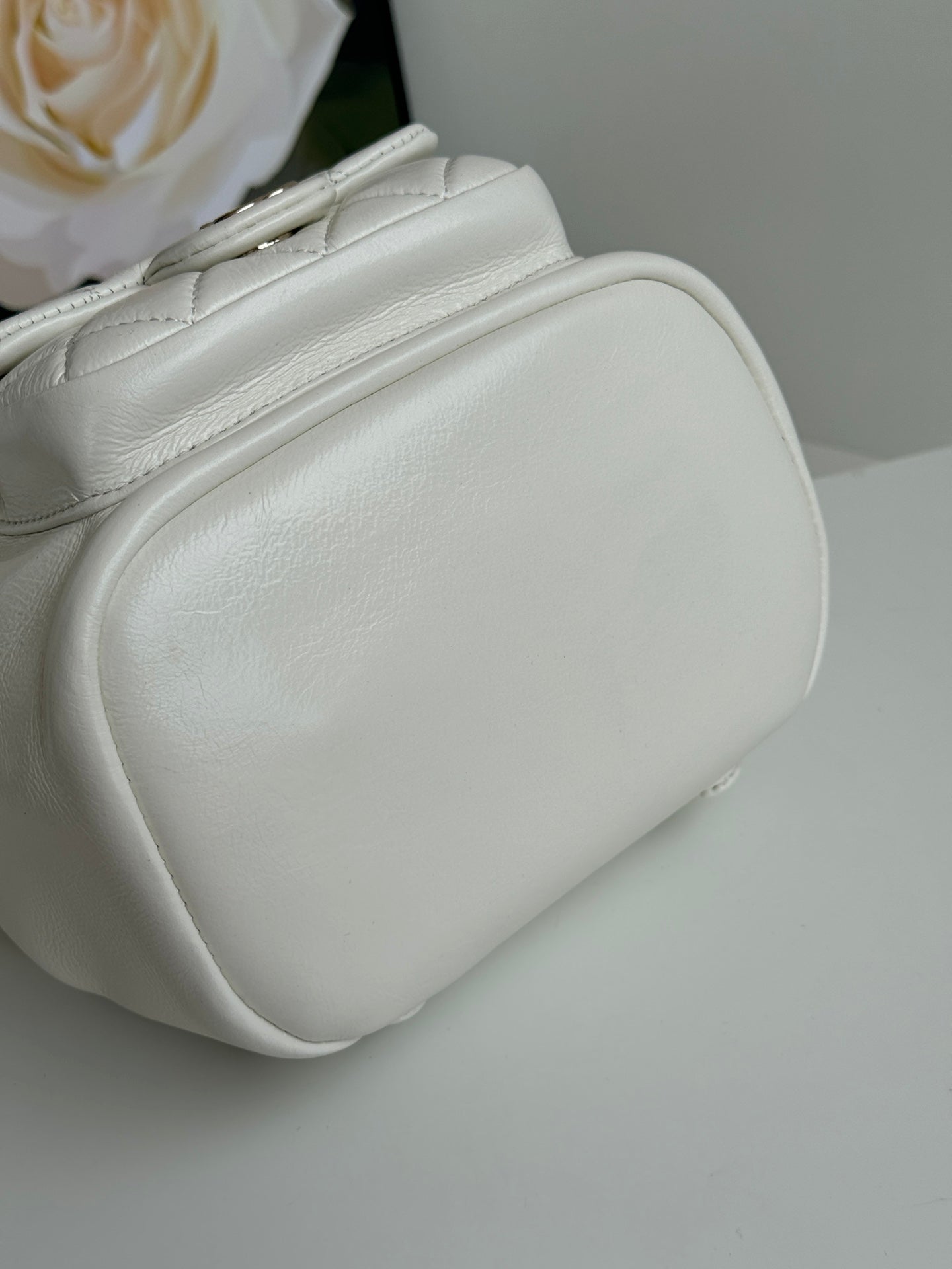 duma backpack 18cm white lambskin light gold hardware mysite