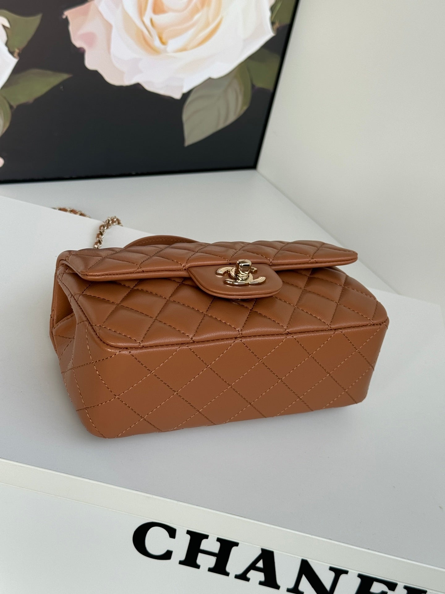 FLAP BAG 20 IN BRONZE BROWN LAMBSKIN WITH HANDLE mysite