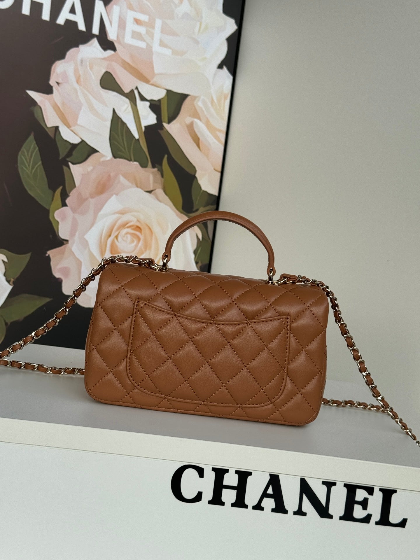 FLAP BAG 20 IN BRONZE BROWN LAMBSKIN WITH HANDLE mysite