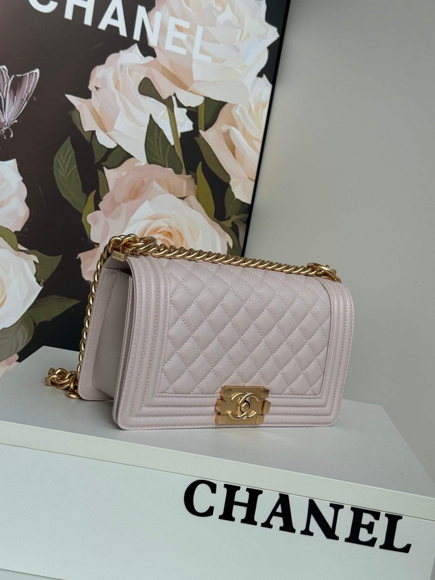 BOY BAG MEDIUM 25 IN PINK NUDE CALFSKIN WITH GOLD HARDWARE mysite