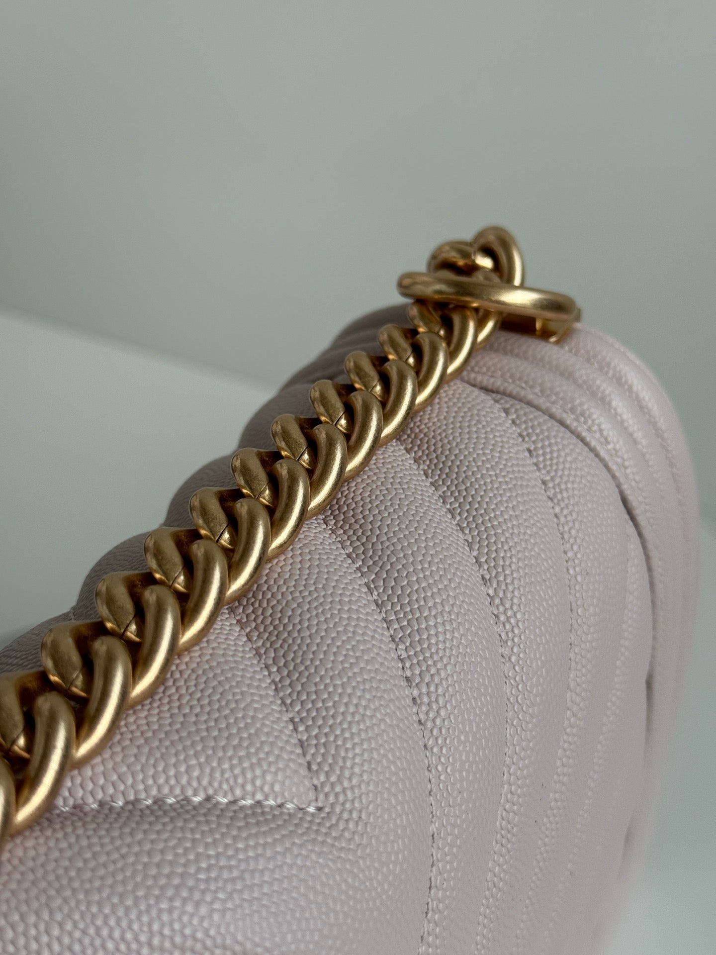 BOY BAG WITH GOLD HARDWARE MEDIUM 25 IN PINK NUDE CALFSKIN mysite