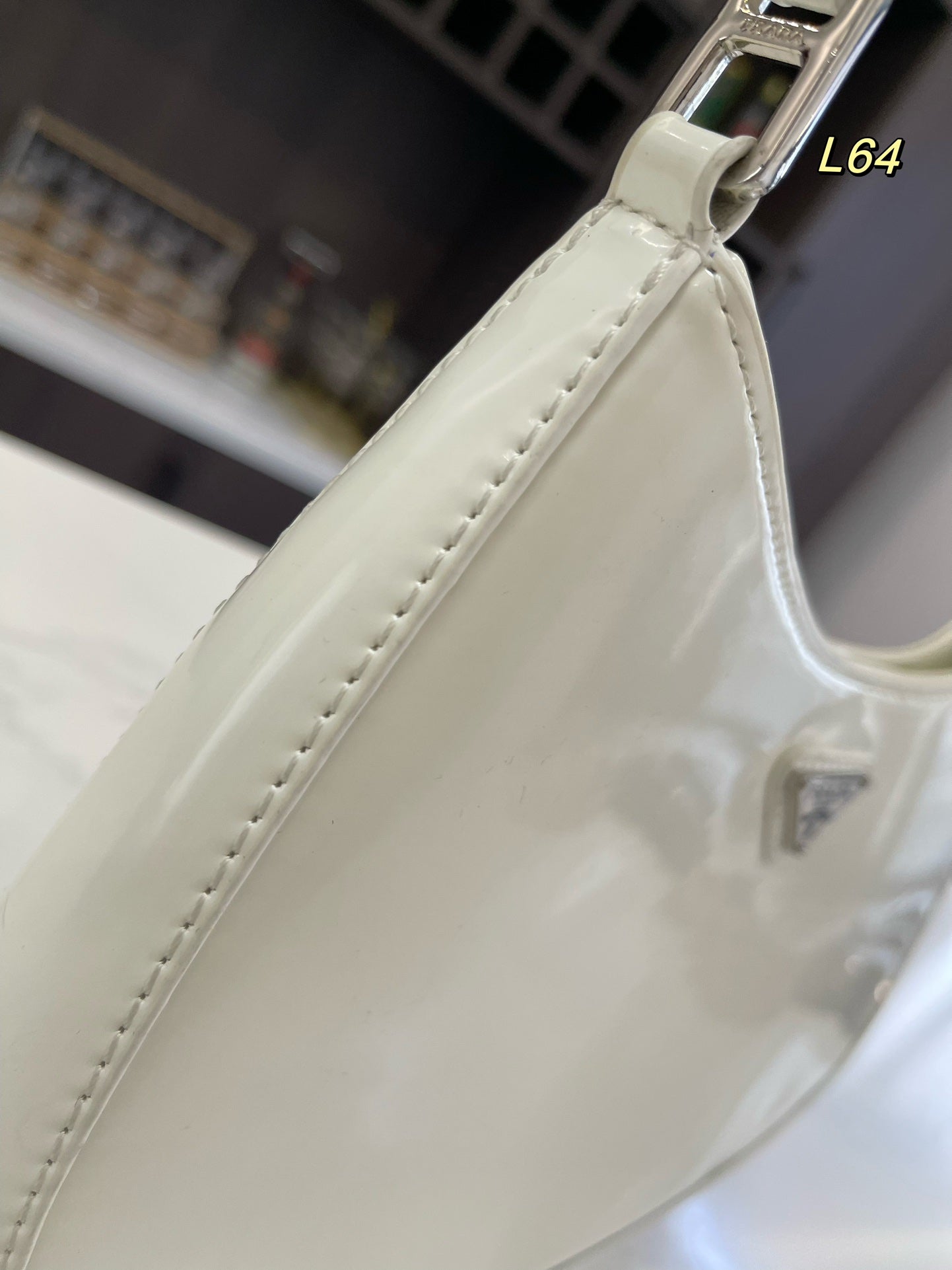 PRA 30 CLEO SHOULDER BAG IN WHITE BRUSHED LEATHER mysite