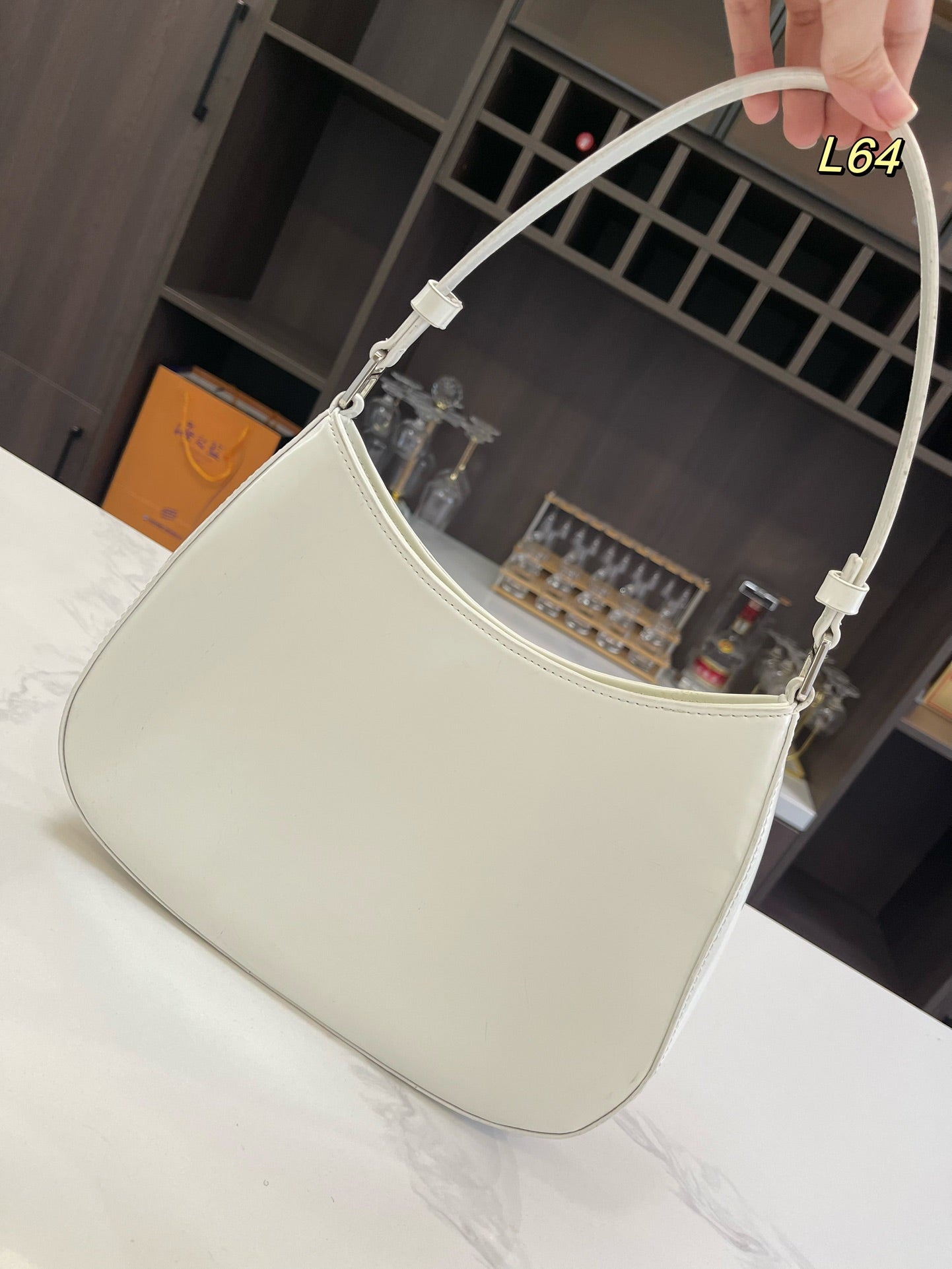 PRA 30 CLEO SHOULDER BAG IN WHITE BRUSHED LEATHER mysite