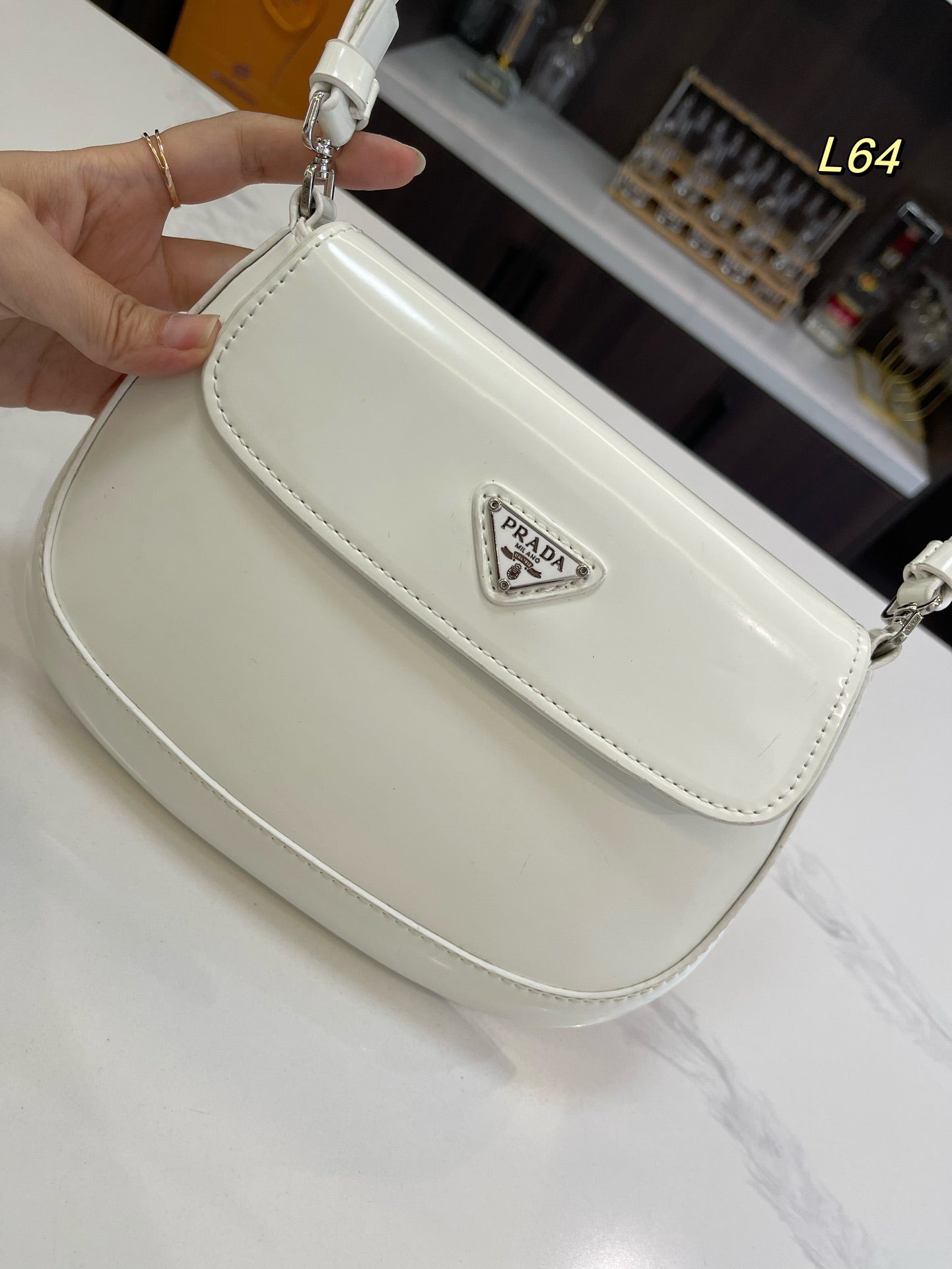 PRA 25 CLEO FLAP SHOULDER BAG IN WHITE BRUSHED LEATHER mysite