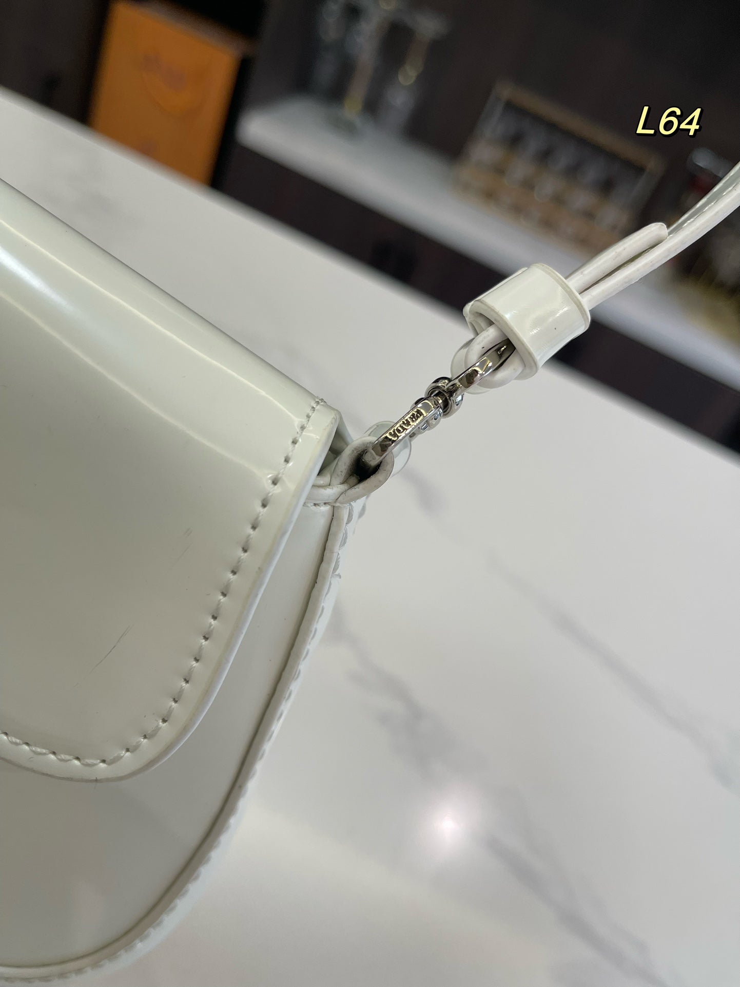 PRA 25 CLEO FLAP SHOULDER BAG IN WHITE BRUSHED LEATHER mysite