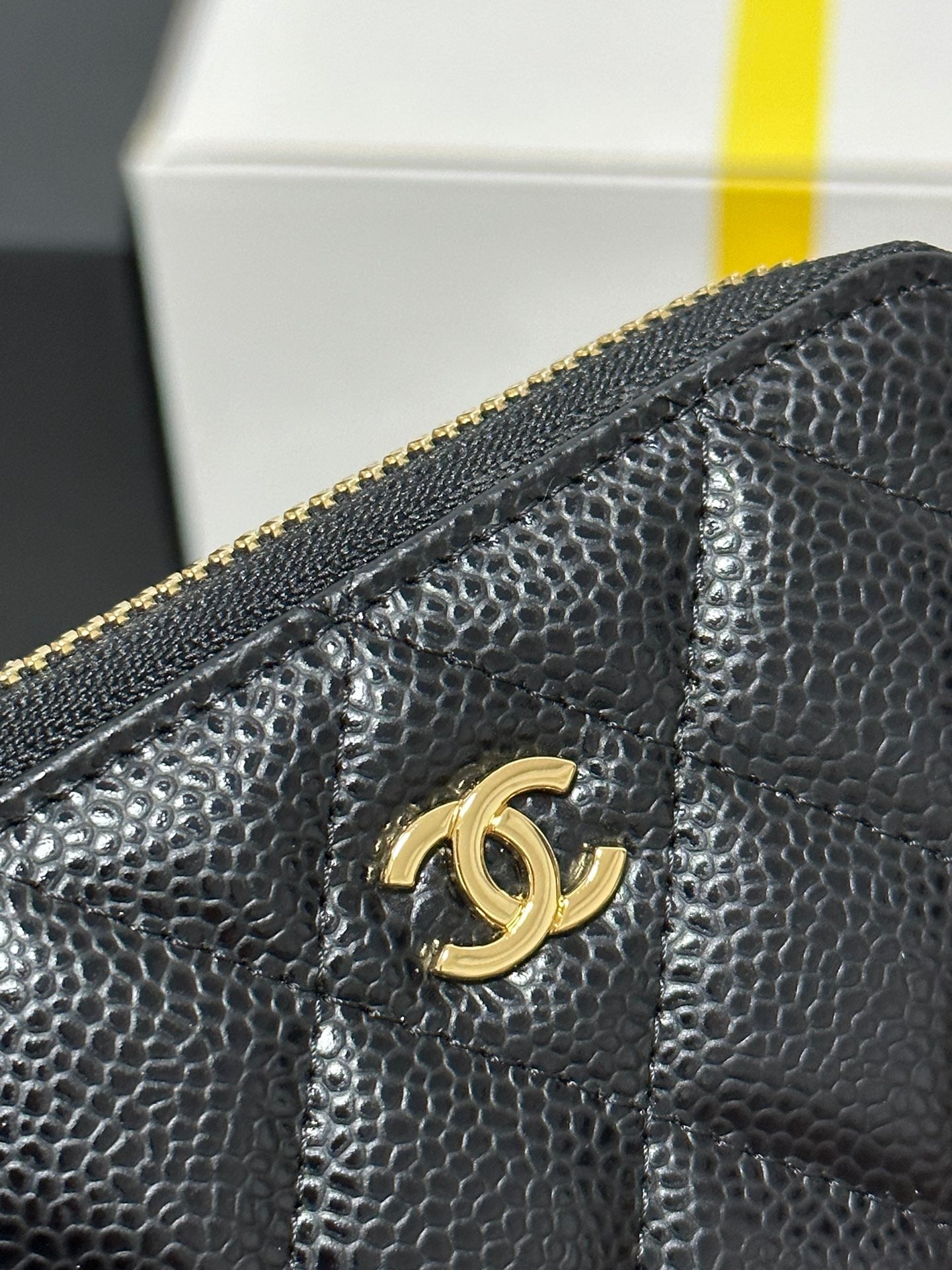 CC Classic Zipped Coin Purse Black Quilted Caviar Gold Buckle 243691 mysite