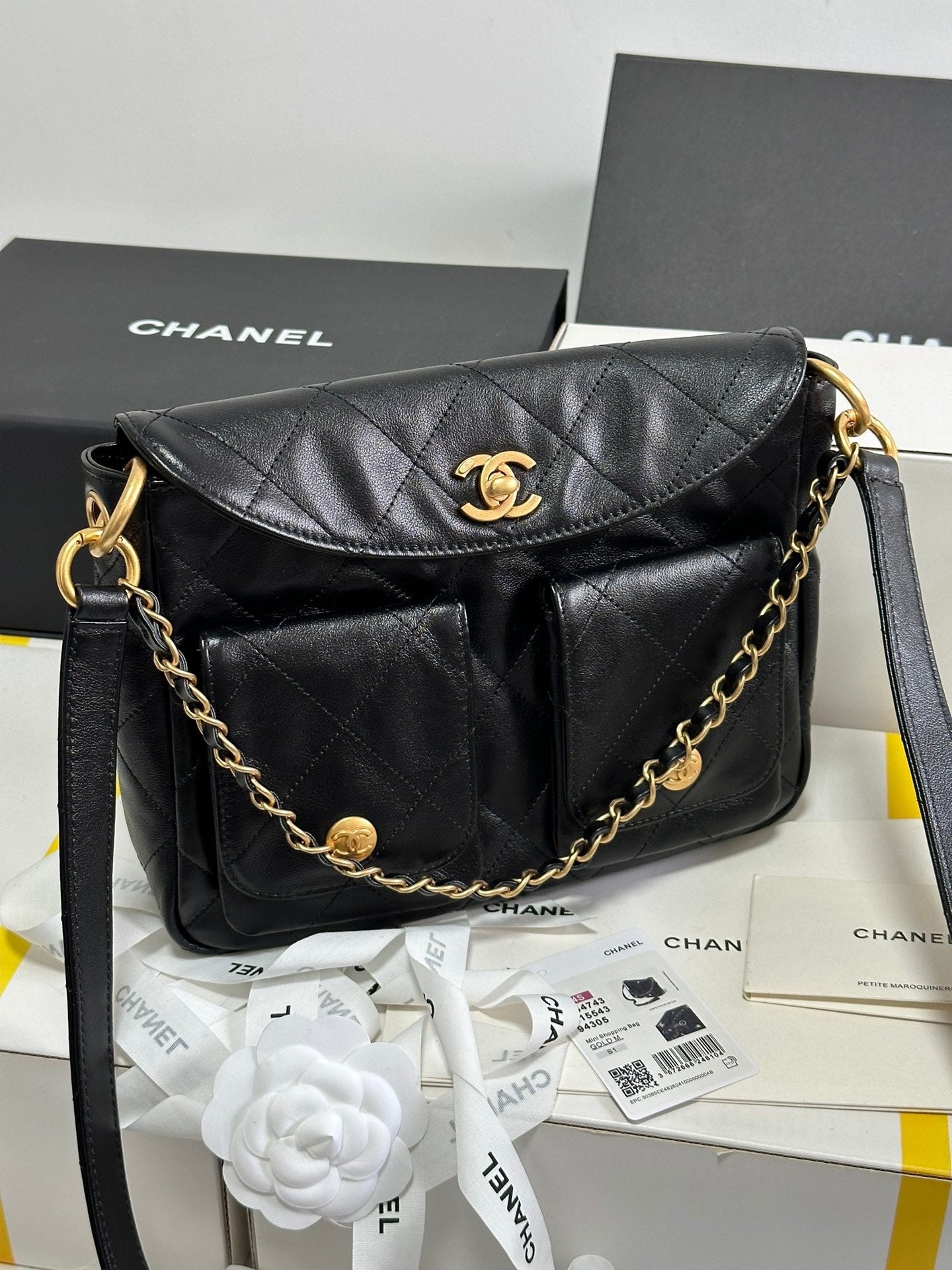 SMALL HIPPIE HOBO POSTMAN BAG 25 IN BLACK CALFSKIN GOLD HARDWARE mysite