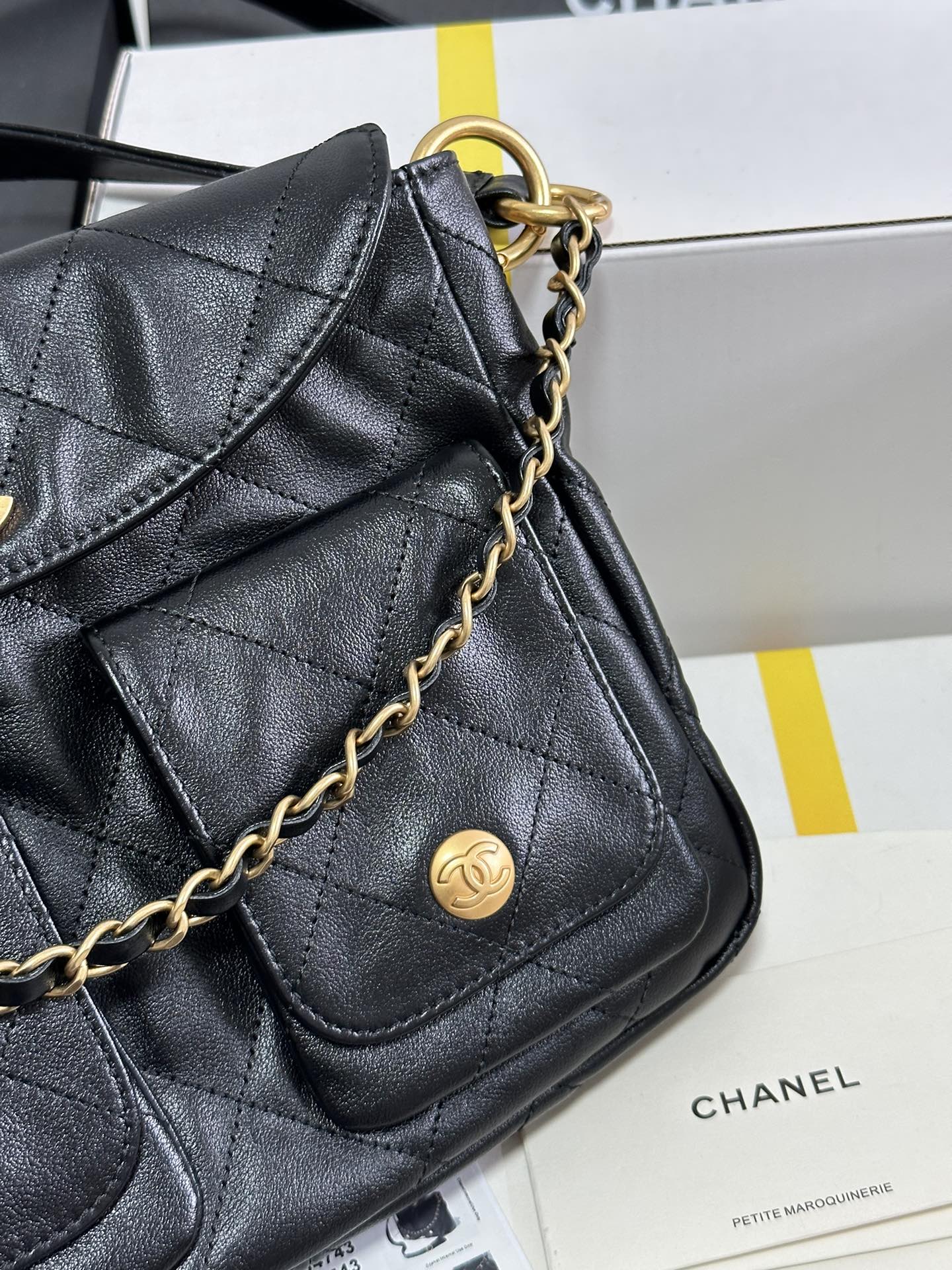 SMALL HIPPIE HOBO POSTMAN BAG 25 IN BLACK CALFSKIN GOLD HARDWARE mysite